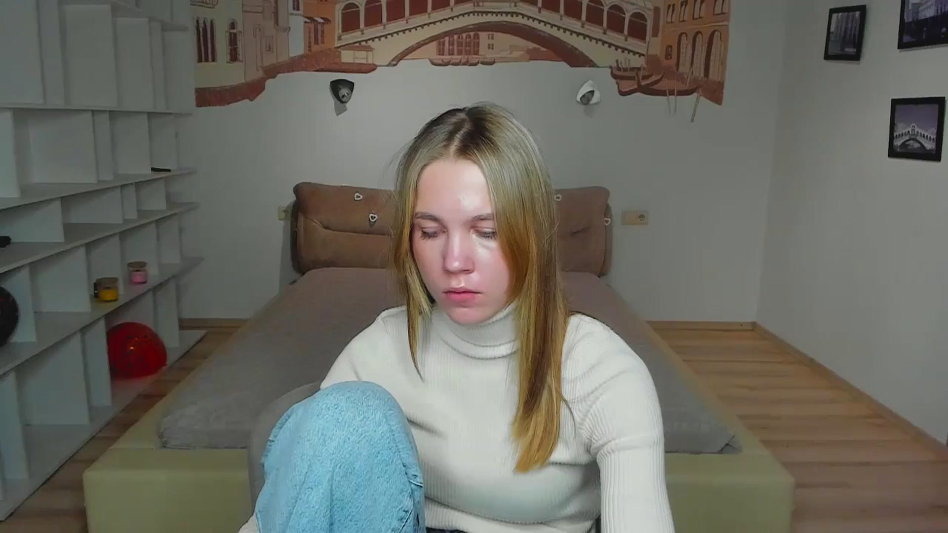 Gallery image thumbnail from Kate_Lewiss's myfreecams stream on, 11/28/2024, 07:55 image 1 of 20