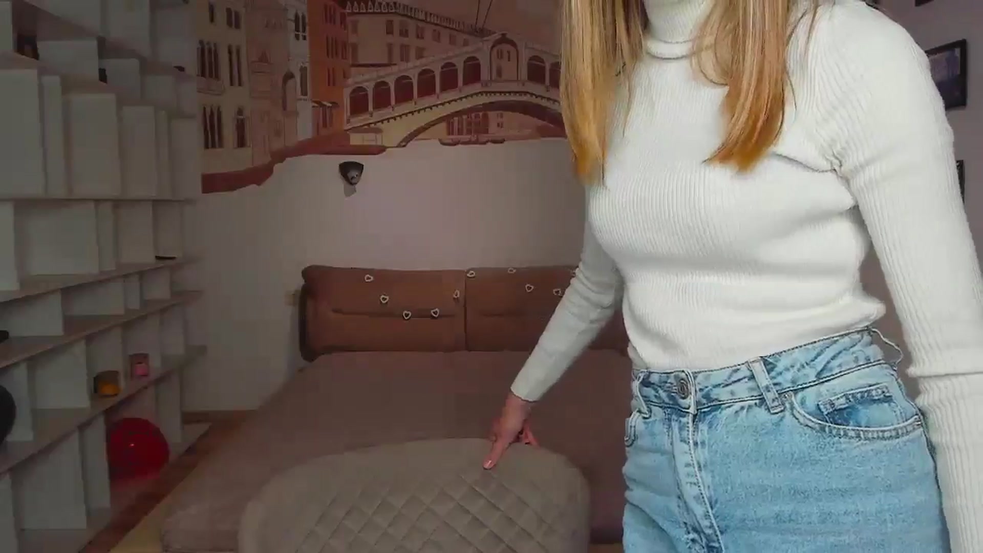 Gallery image thumbnail from Kate_Lewiss's myfreecams stream on, 11/28/2024, 10:22 image 13 of 20