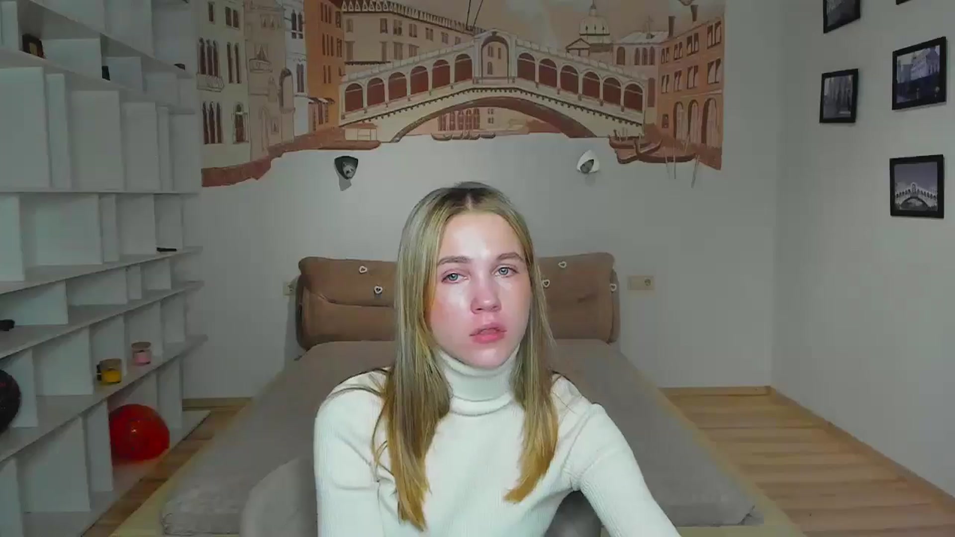 Gallery image thumbnail from Kate_Lewiss's myfreecams stream on, 11/28/2024, 10:22 image 5 of 20