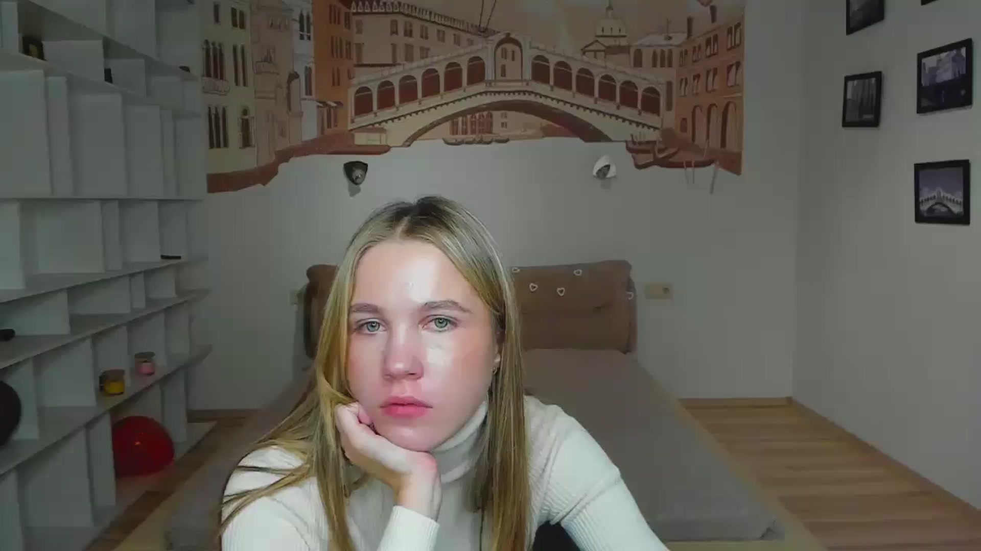 Gallery image thumbnail from Kate_Lewiss's myfreecams stream on, 11/28/2024, 10:22 image 10 of 20
