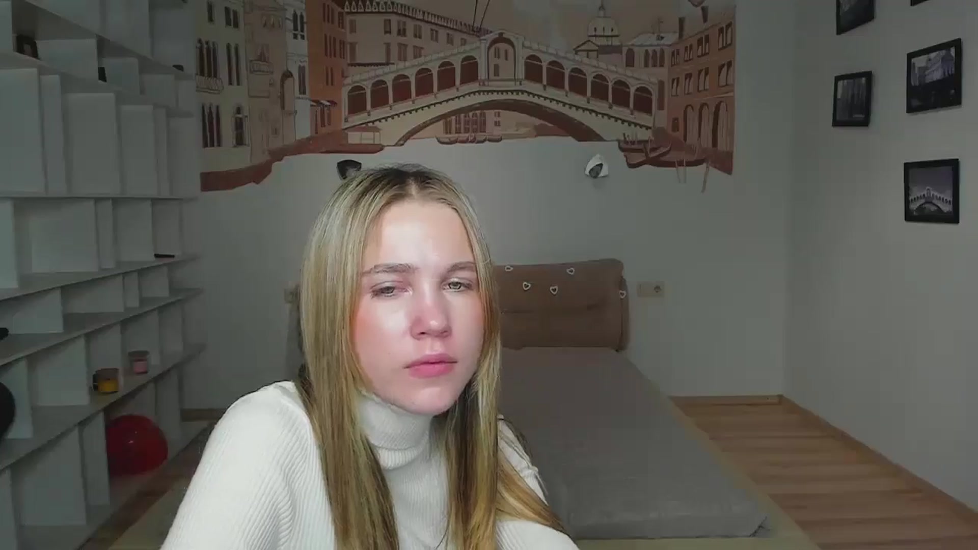 Gallery image thumbnail from Kate_Lewiss's myfreecams stream on, 11/28/2024, 12:11 image 17 of 20