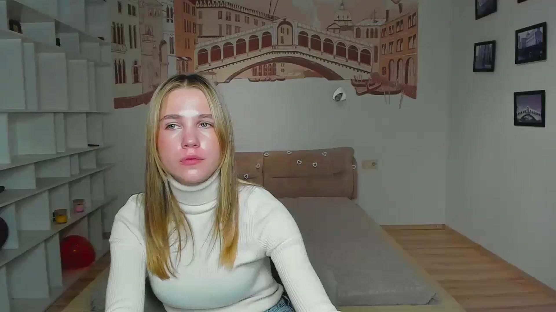 Gallery image thumbnail from Kate_Lewiss's myfreecams stream on, 11/28/2024, 12:11 image 10 of 20