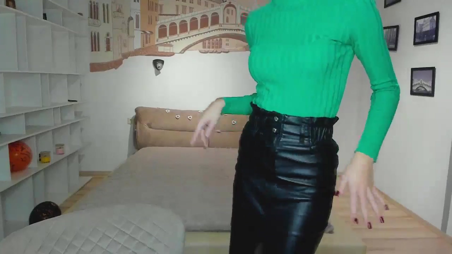 Gallery image thumbnail from Kate_Lewiss's myfreecams stream on, 12/02/2024, 09:00 image 3 of 20
