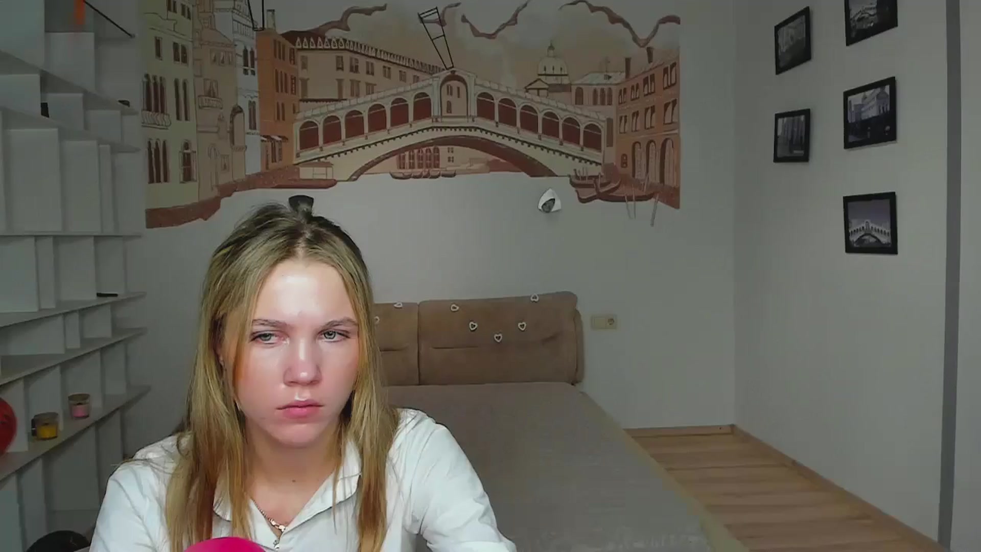 Gallery image thumbnail from Kate_Lewiss's myfreecams stream on, 12/03/2024, 12:09 image 14 of 20