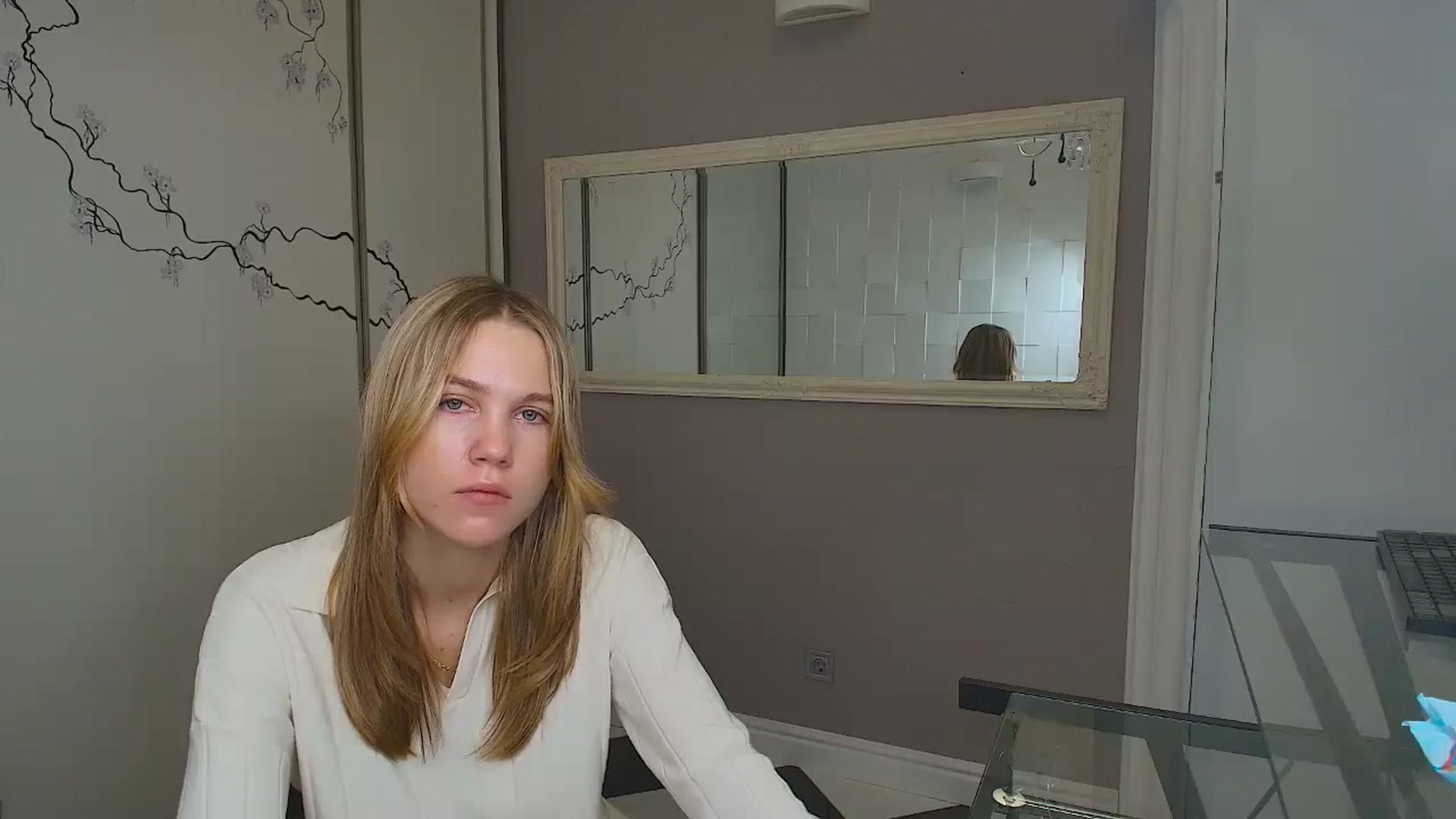 Gallery image thumbnail from Kate_Lewiss's myfreecams stream on, 12/05/2024, 10:10 image 9 of 20