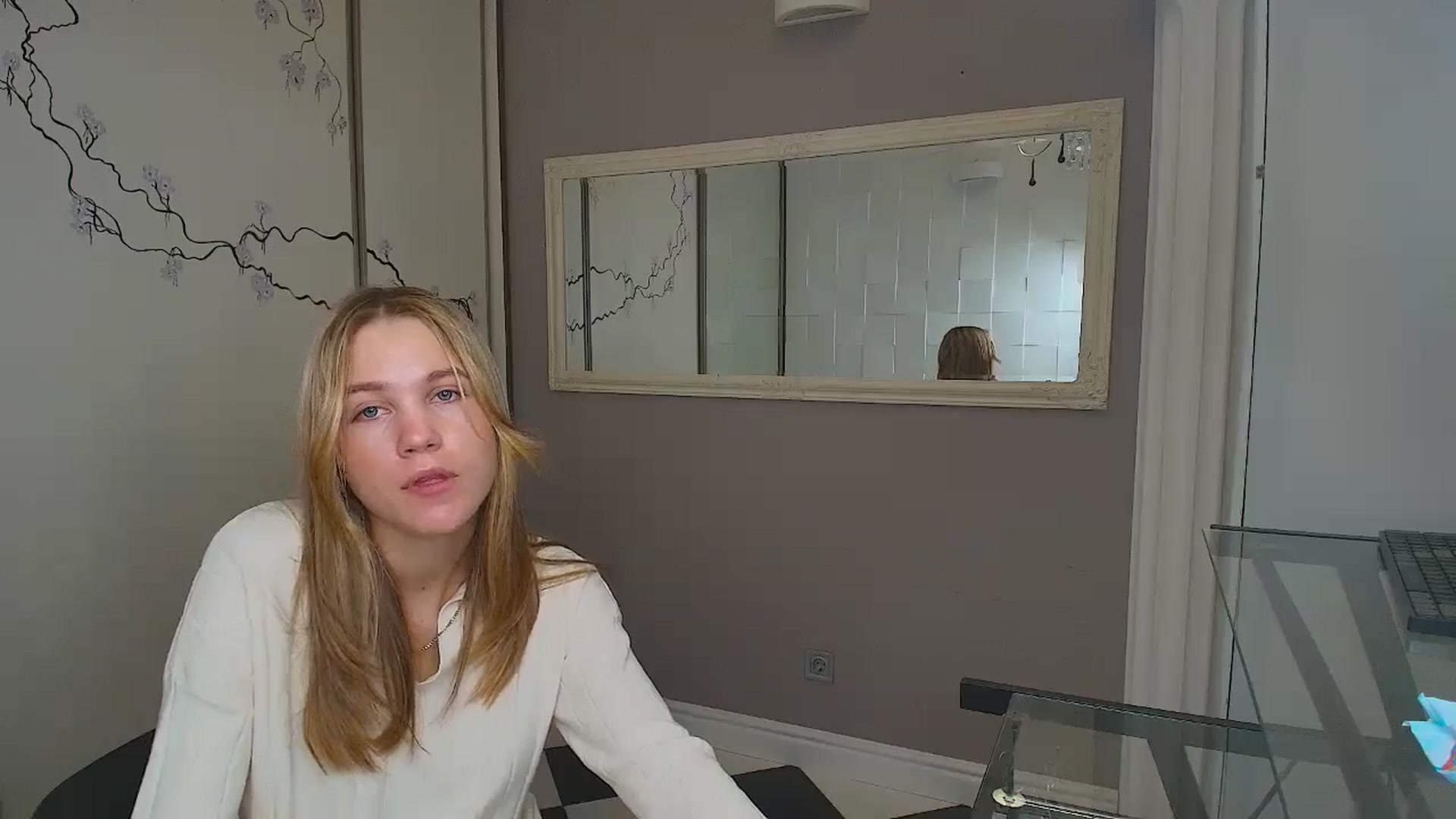 Gallery image thumbnail from Kate_Lewiss's myfreecams stream on, 12/05/2024, 11:54 image 14 of 20