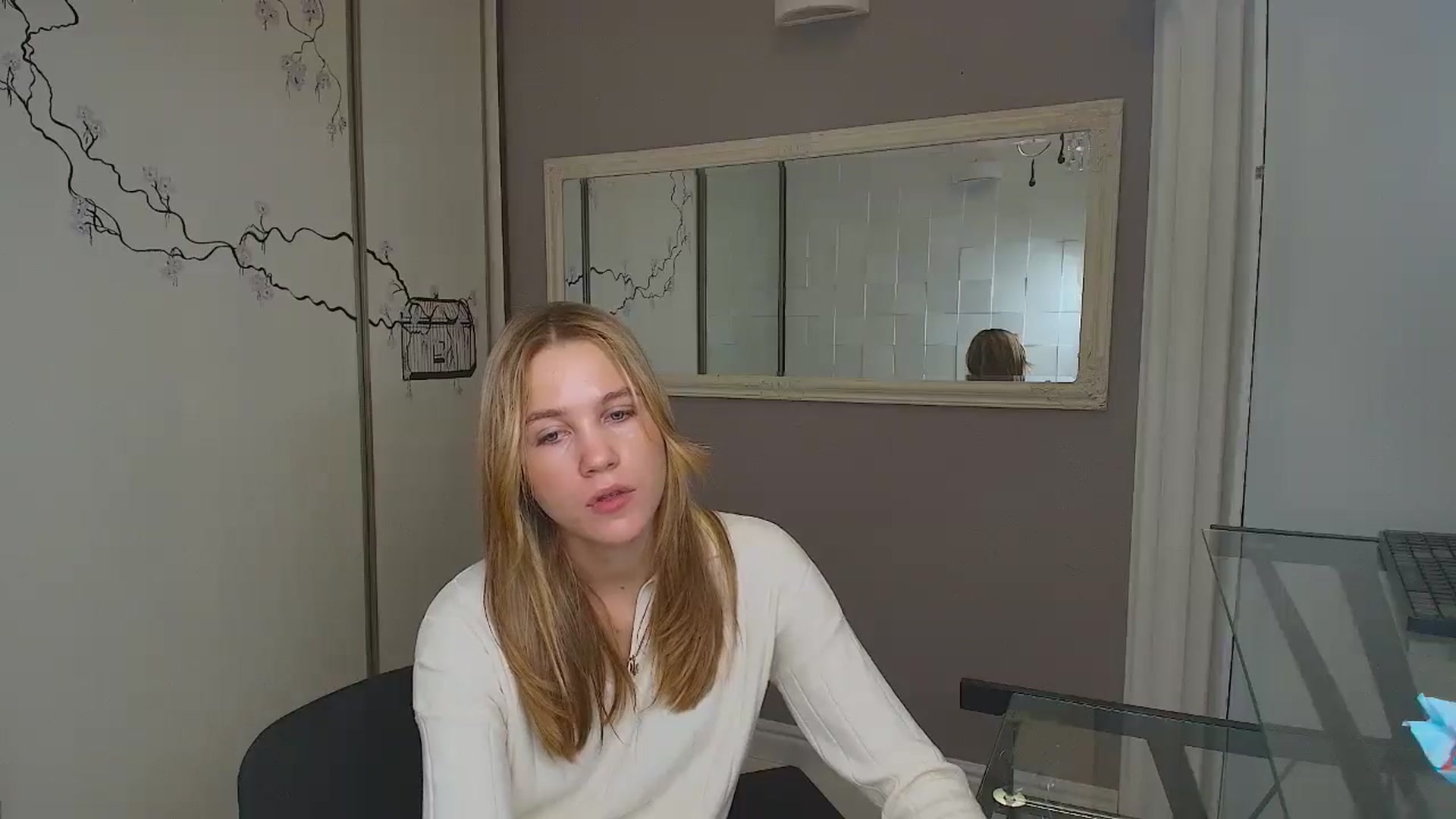 Gallery image thumbnail from Kate_Lewiss's myfreecams stream on, 12/05/2024, 11:54 image 4 of 20