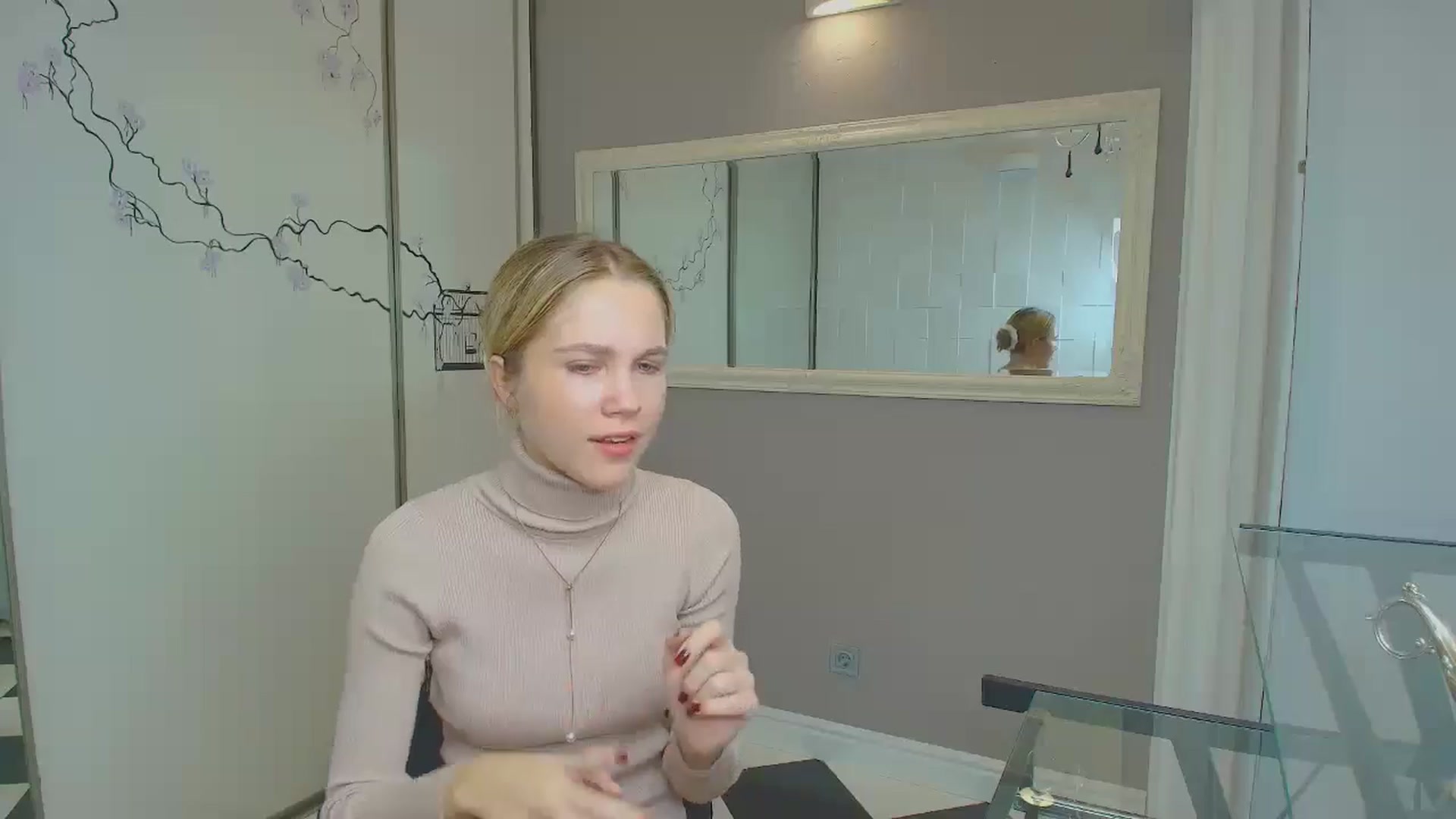 Gallery image thumbnail from Kate_Lewiss's myfreecams stream on, 12/06/2024, 11:02 image 12 of 20