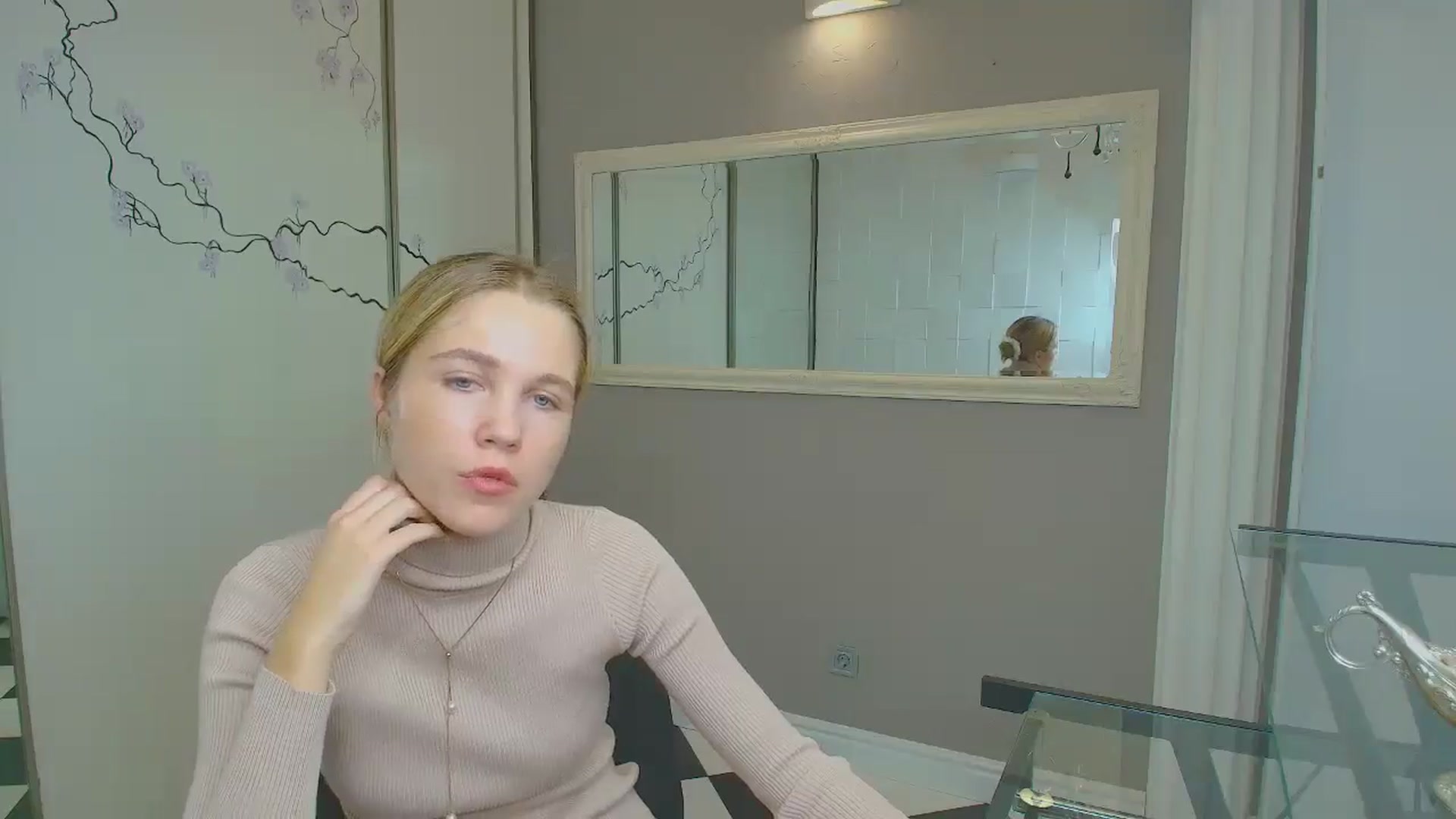 Gallery image thumbnail from Kate_Lewiss's myfreecams stream on, 12/06/2024, 12:03 image 14 of 20