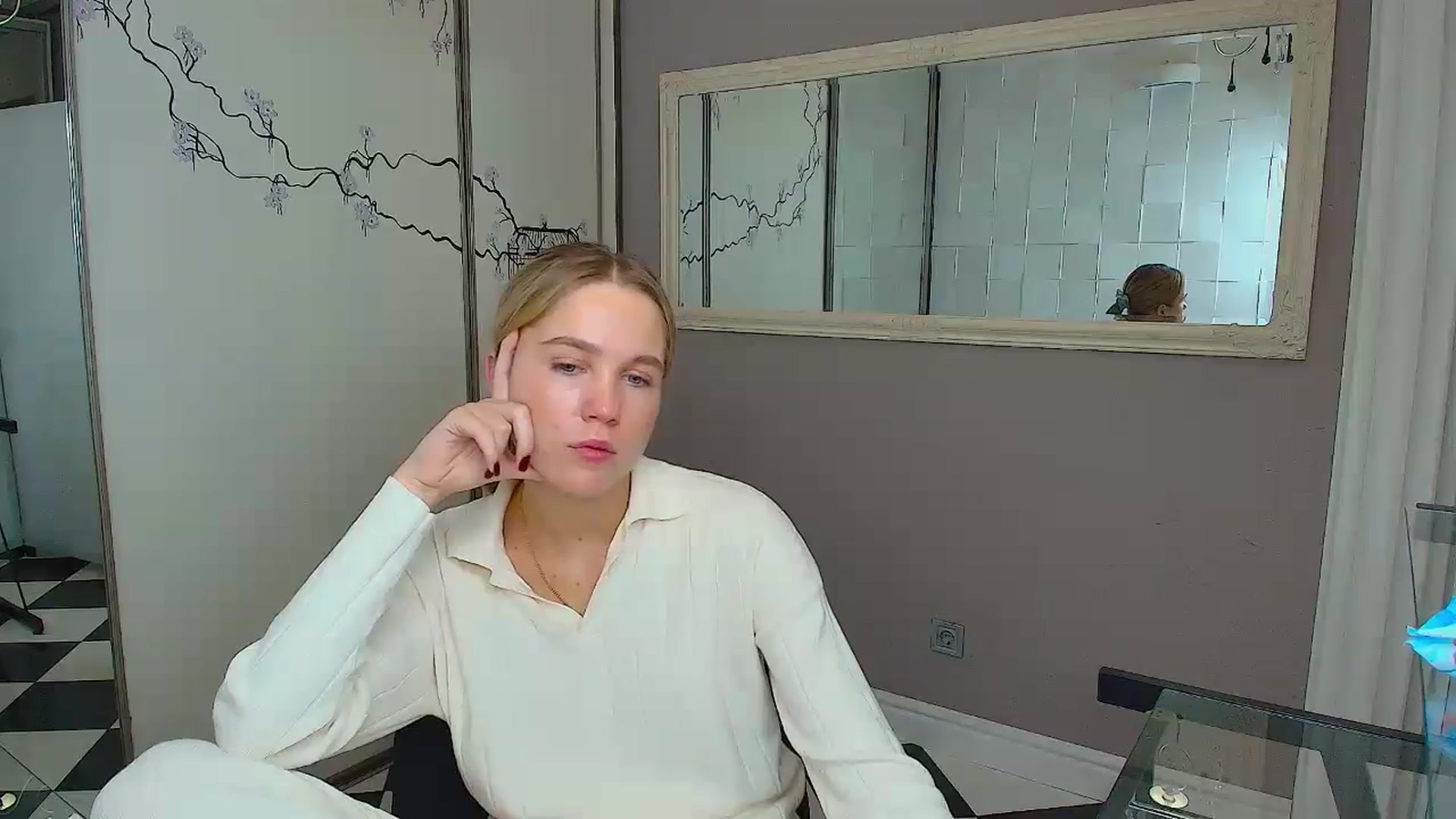 Gallery image thumbnail from Kate_Lewiss's myfreecams stream on, 12/10/2024, 12:01 image 11 of 20