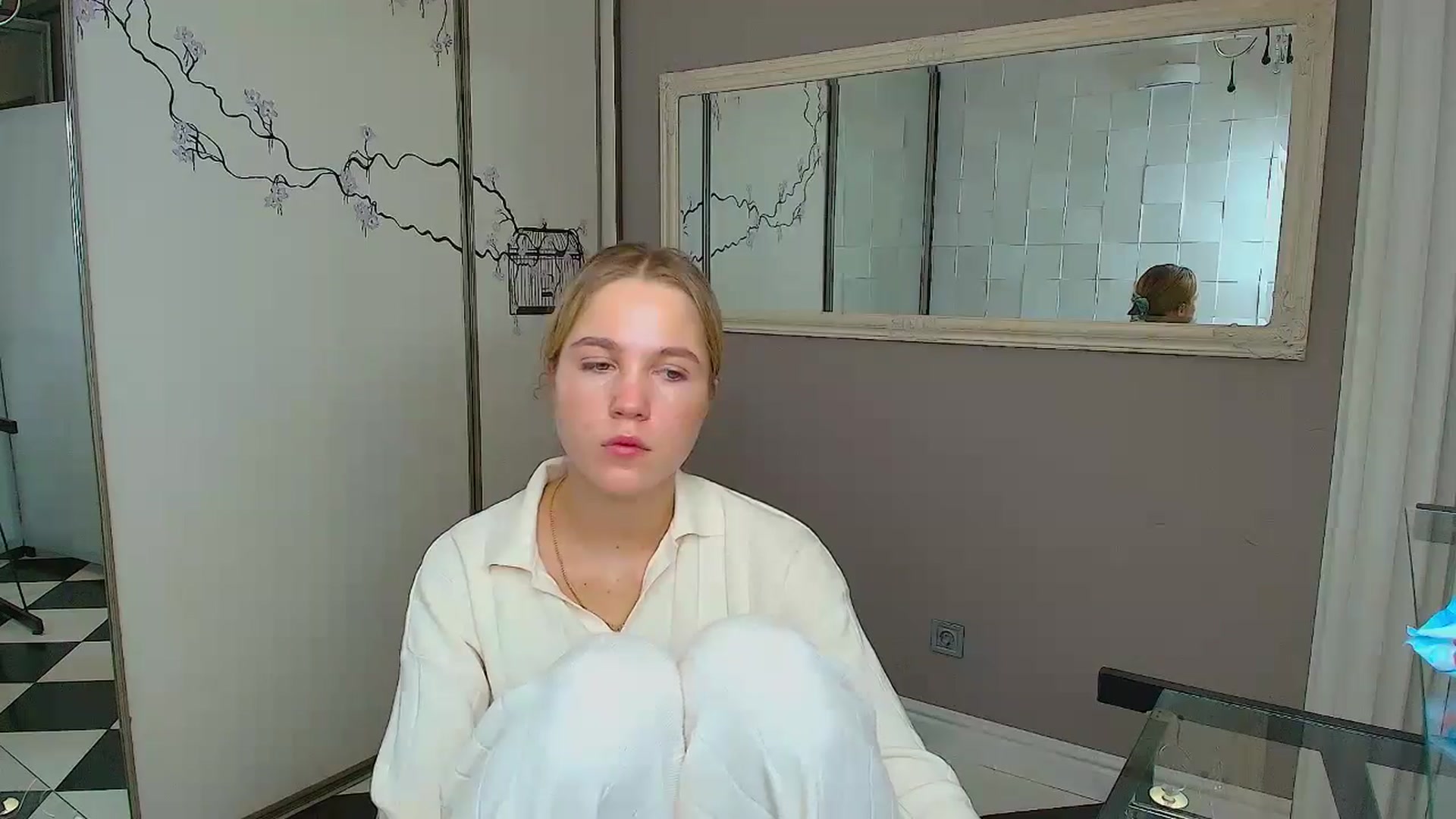Gallery image thumbnail from Kate_Lewiss's myfreecams stream on, 12/10/2024, 12:01 image 13 of 20
