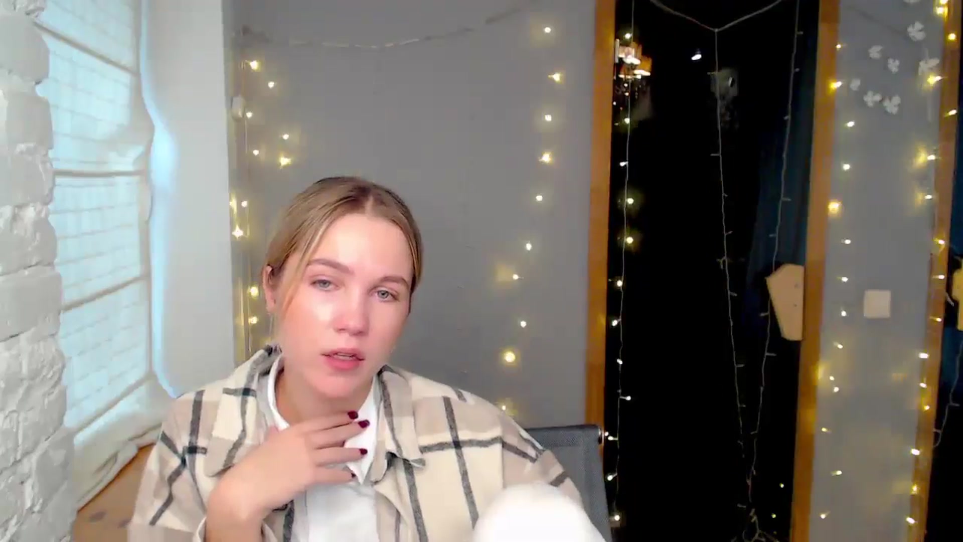 Gallery image thumbnail from Kate_Lewiss's myfreecams stream on, 12/11/2024, 09:57 image 14 of 20