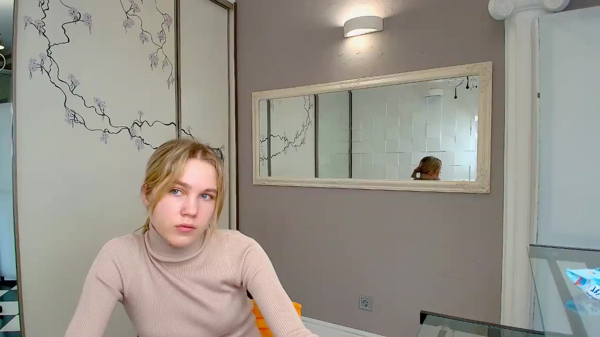 Gallery image thumbnail from Kate_Lewiss's myfreecams stream on, 12/14/2024, 09:57 image 10 of 20