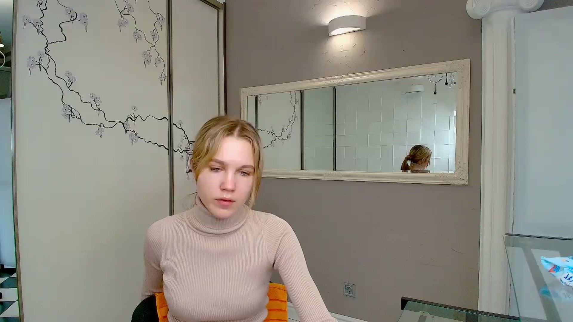Gallery image thumbnail from Kate_Lewiss's myfreecams stream on, 12/14/2024, 09:57 image 3 of 20