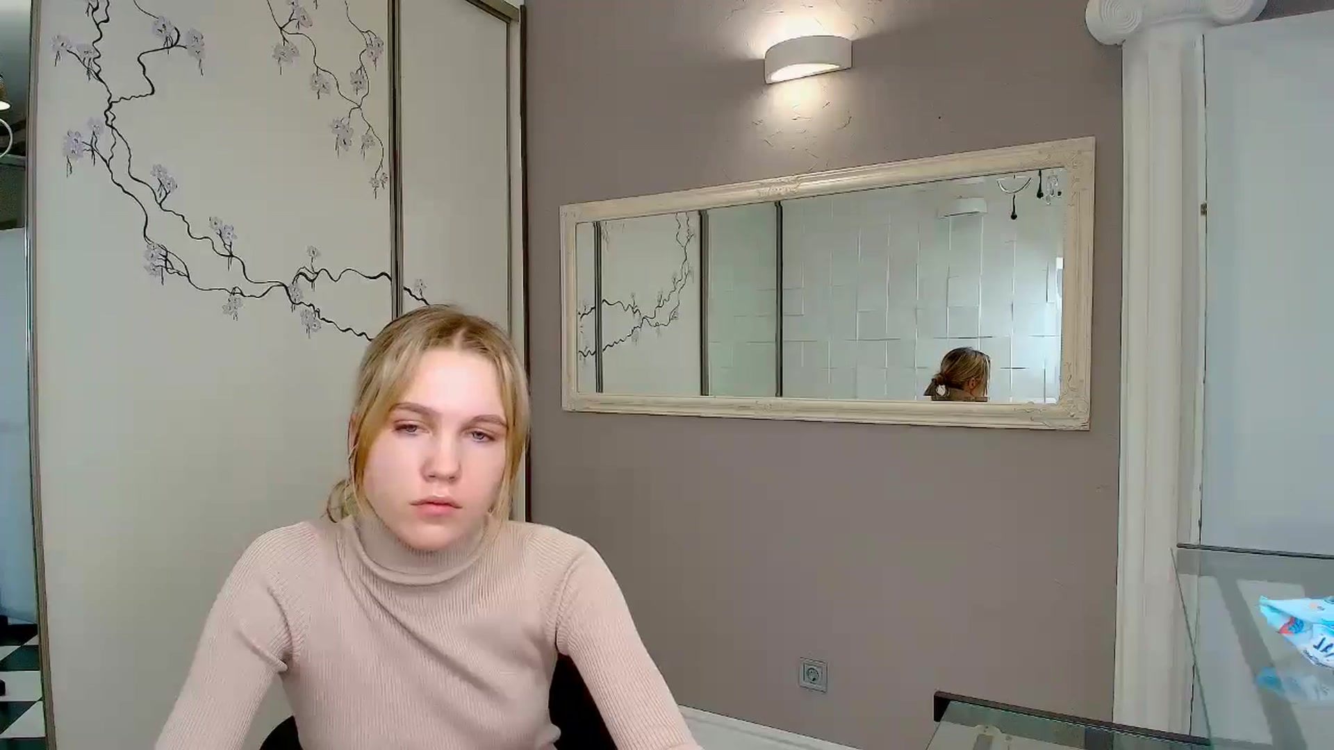 Gallery image thumbnail from Kate_Lewiss's myfreecams stream on, 12/14/2024, 12:05 image 13 of 20