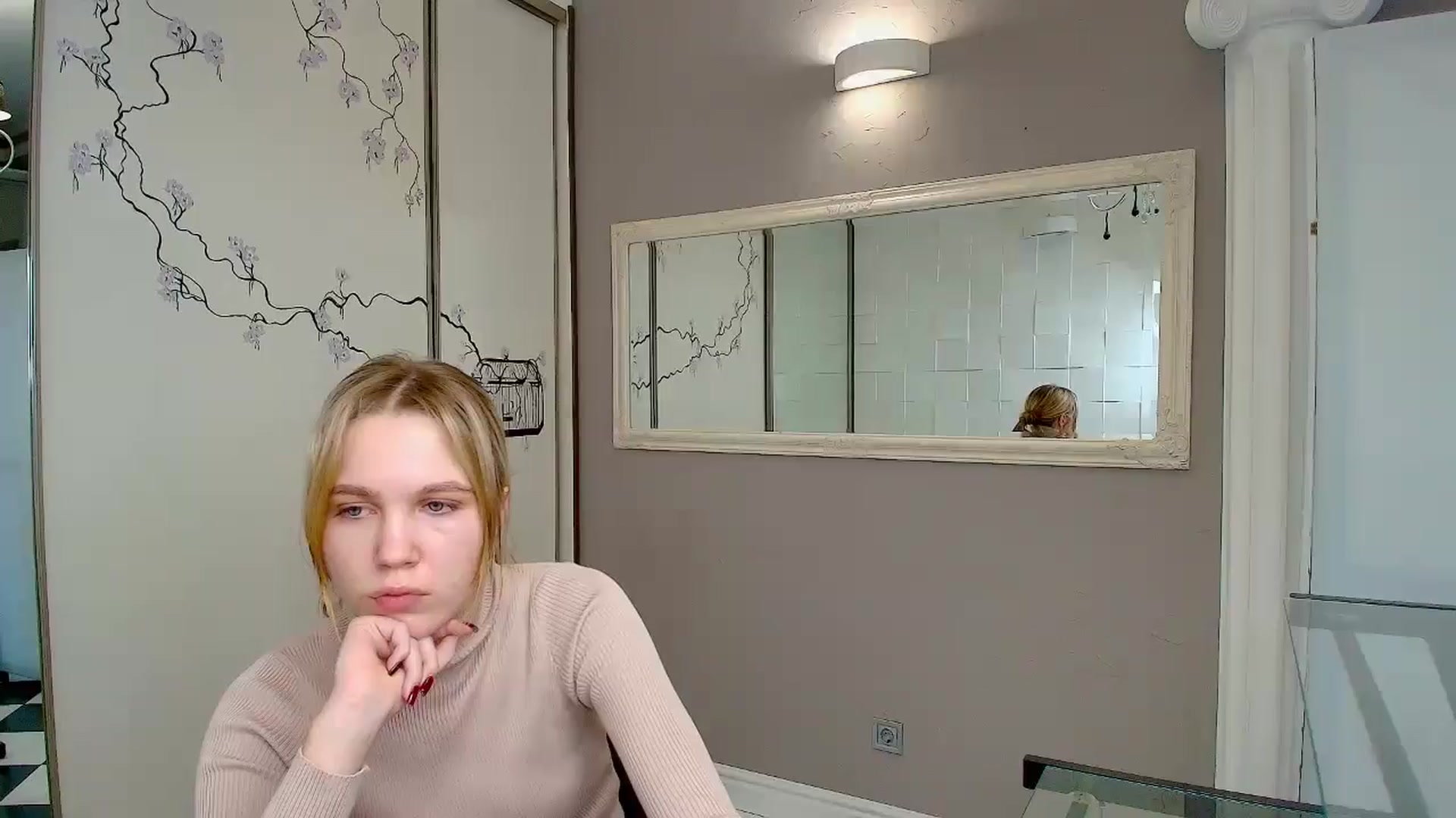 Gallery image thumbnail from Kate_Lewiss's myfreecams stream on, 12/14/2024, 12:05 image 19 of 20