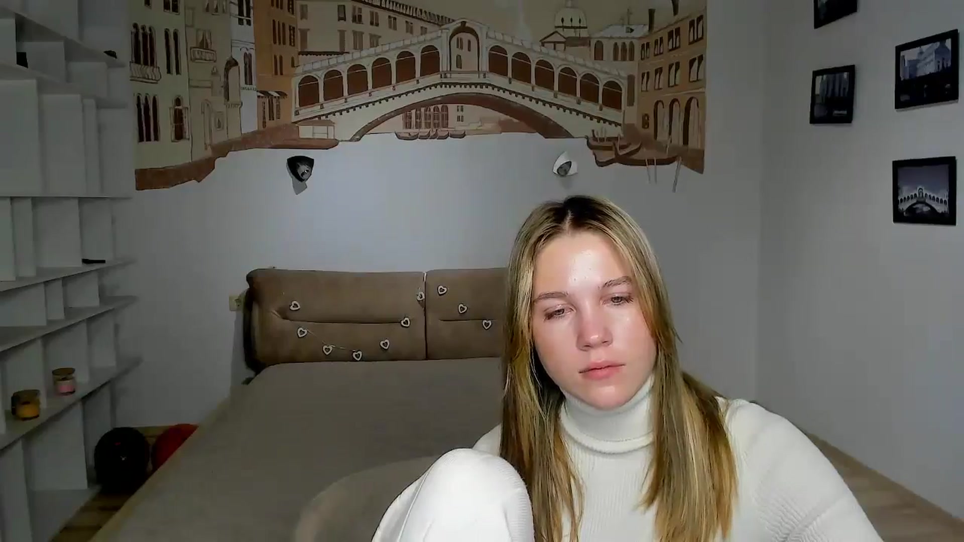 Gallery image thumbnail from Kate_Lewiss's myfreecams stream on, 12/15/2024, 13:48 image 16 of 20