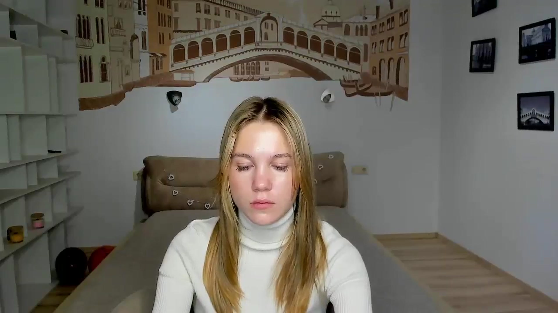 Gallery image thumbnail from Kate_Lewiss's myfreecams stream on, 12/15/2024, 13:48 image 3 of 20