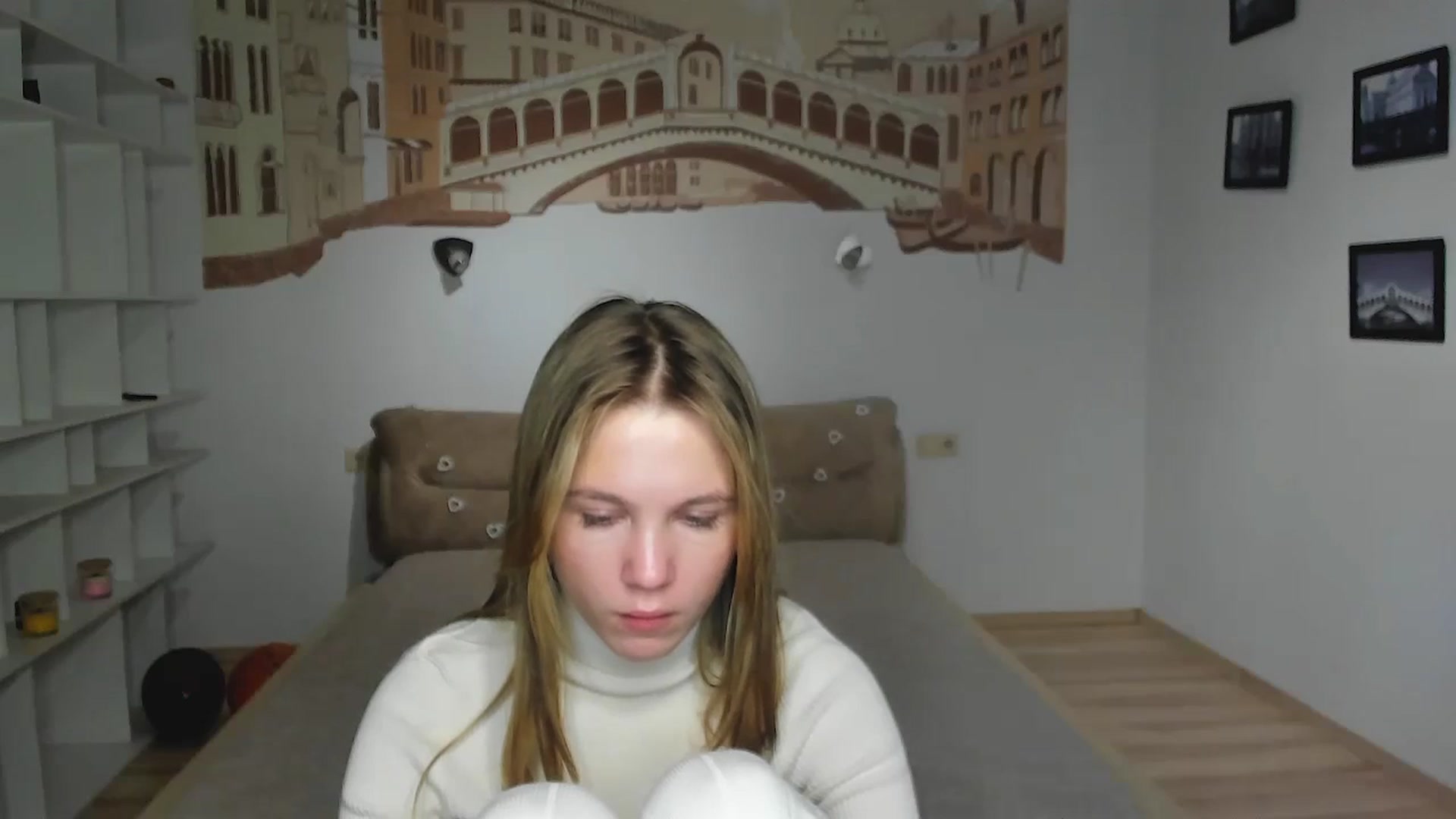Gallery image thumbnail from Kate_Lewiss's myfreecams stream on, 12/15/2024, 16:44 image 7 of 20