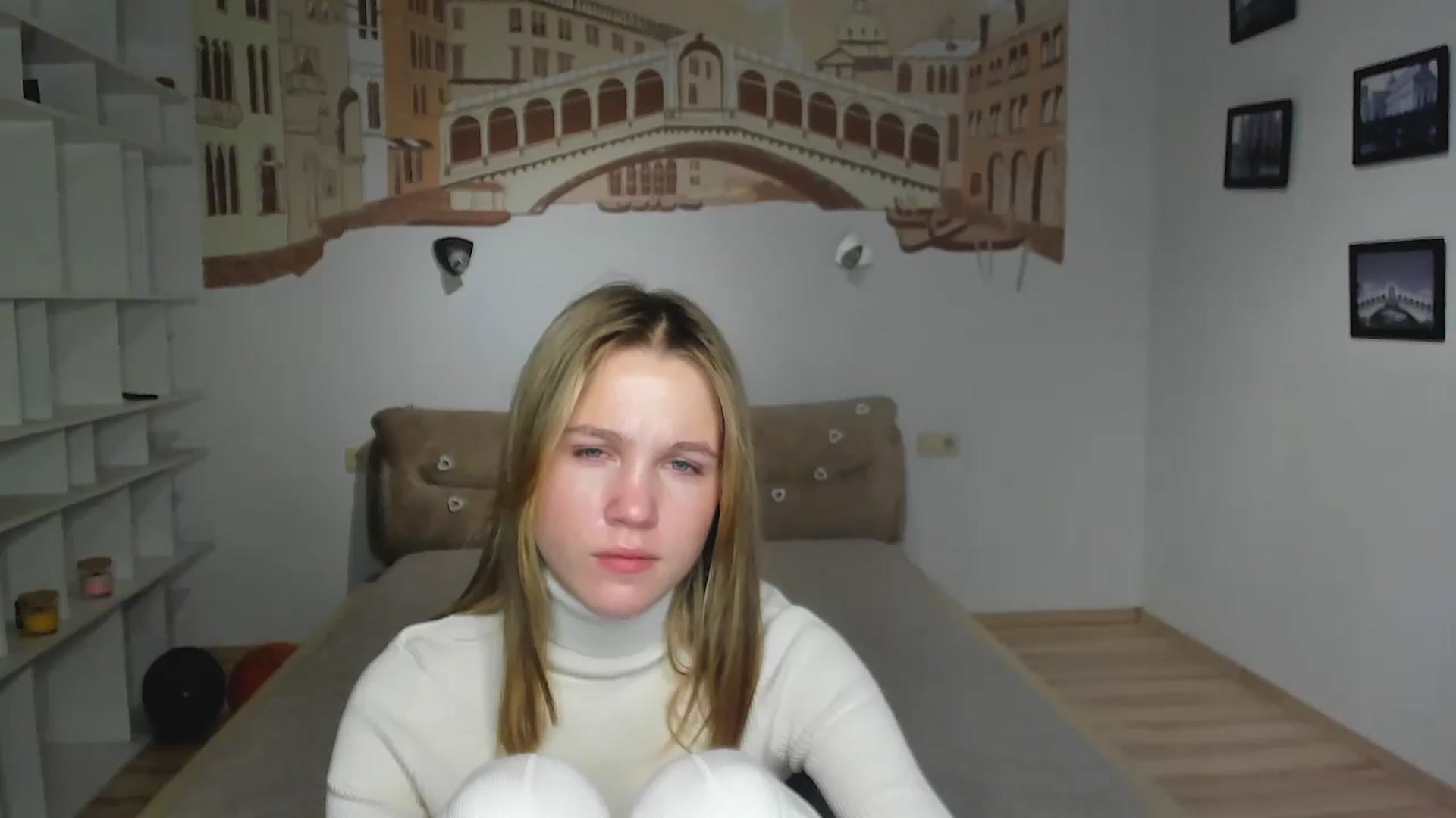 Gallery image thumbnail from Kate_Lewiss's myfreecams stream on, 12/15/2024, 16:44 image 9 of 20