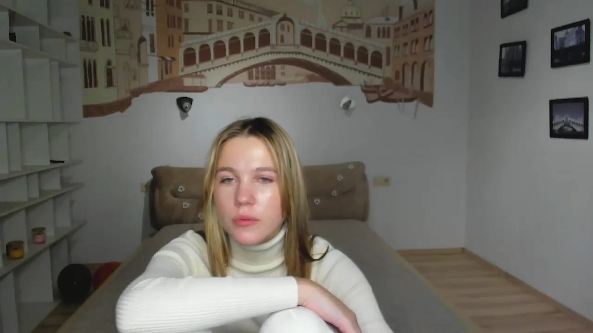 Gallery image thumbnail from Kate_Lewiss's myfreecams stream on, 12/15/2024, 16:44 image 4 of 20