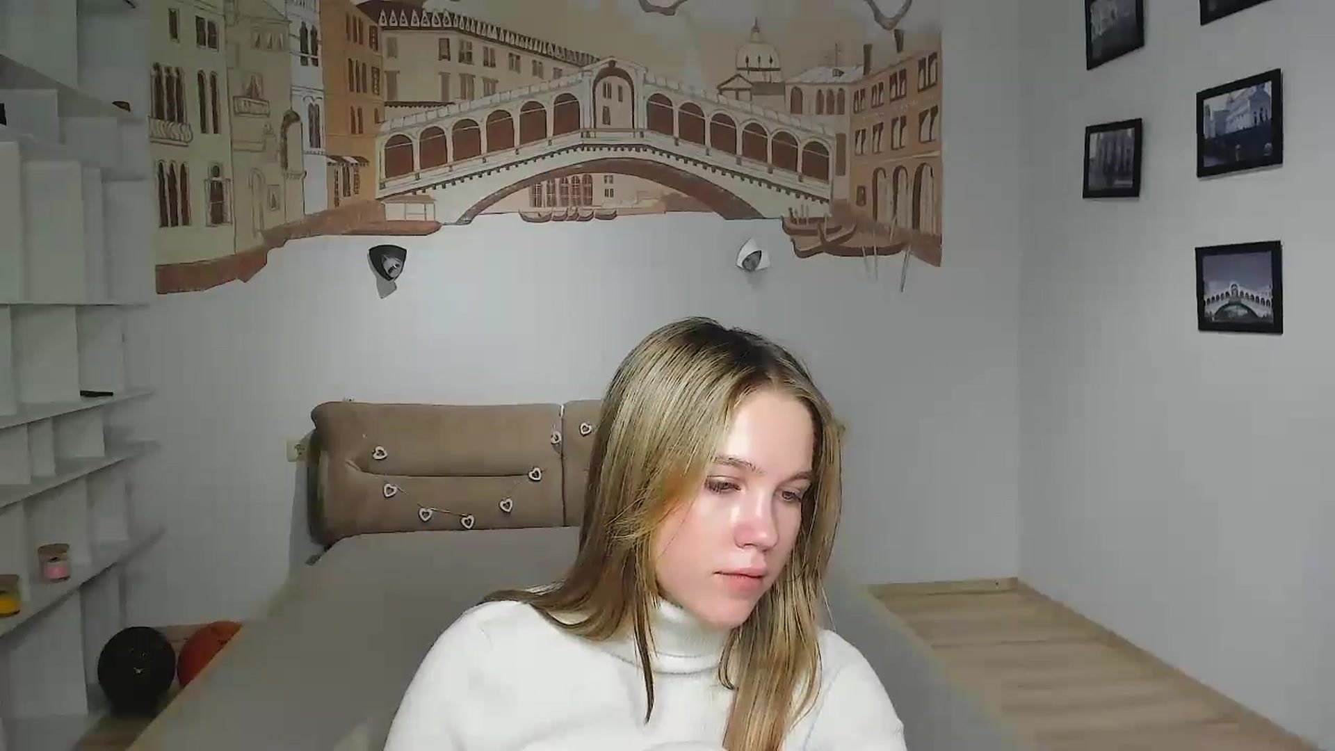 Gallery image thumbnail from Kate_Lewiss's myfreecams stream on, 12/15/2024, 18:02 image 18 of 20