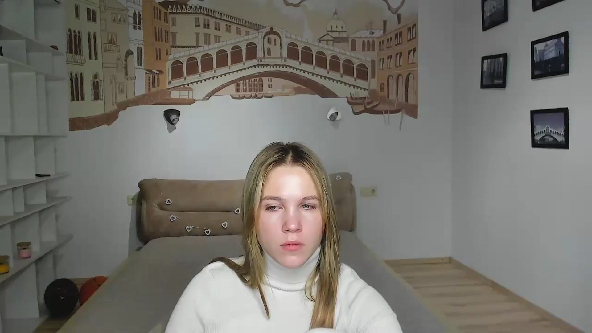 Gallery image thumbnail from Kate_Lewiss's myfreecams stream on, 12/15/2024, 18:02 image 20 of 20