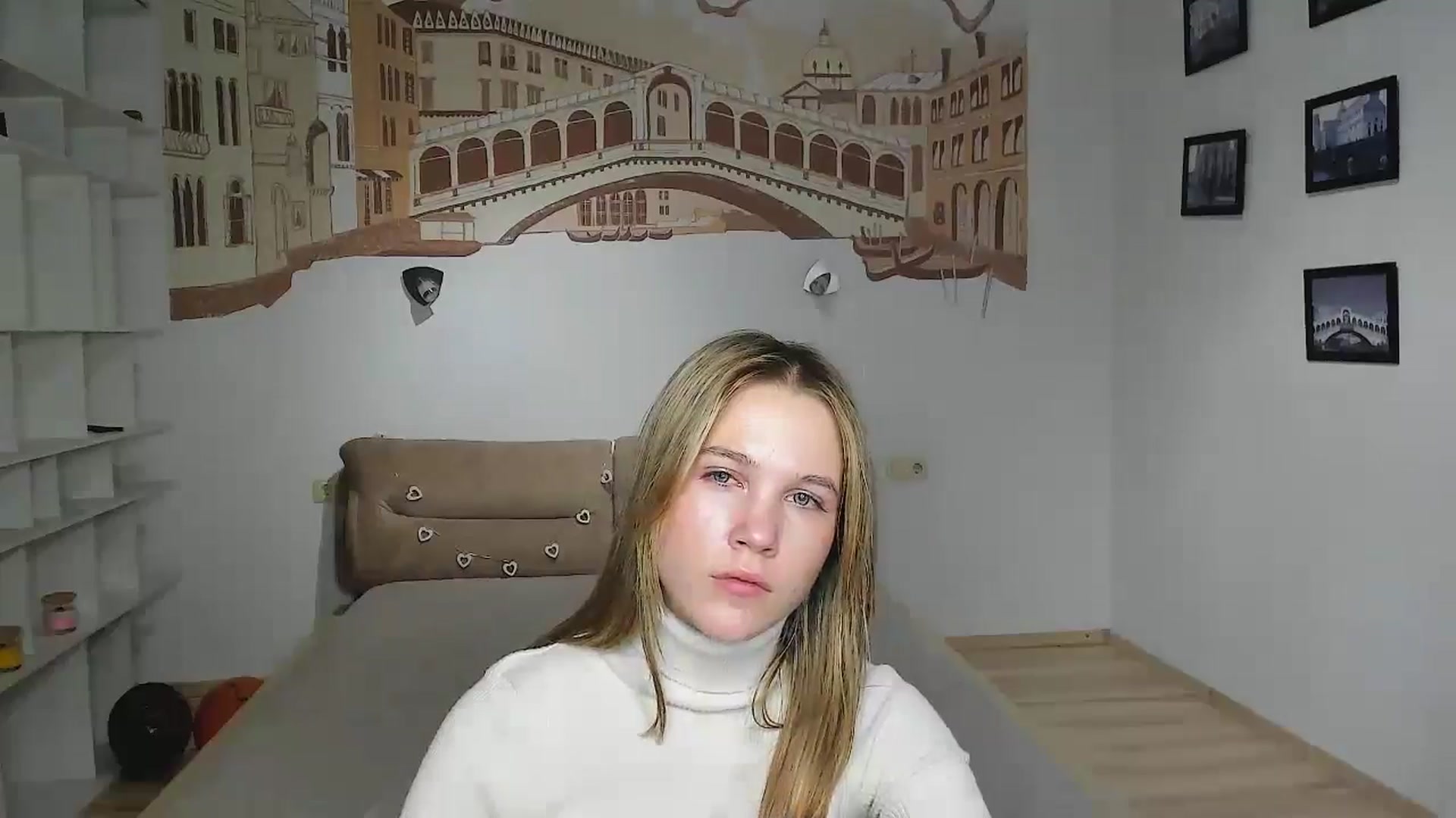 Gallery image thumbnail from Kate_Lewiss's myfreecams stream on, 12/15/2024, 18:02 image 14 of 20