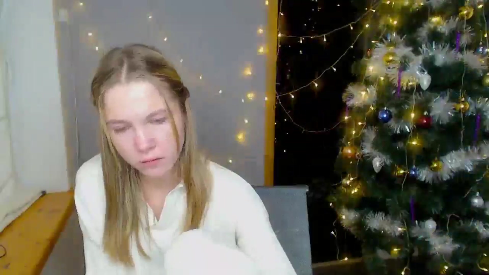 Gallery image thumbnail from Kate_Lewiss's myfreecams stream on, 12/16/2024, 07:23 image 2 of 20