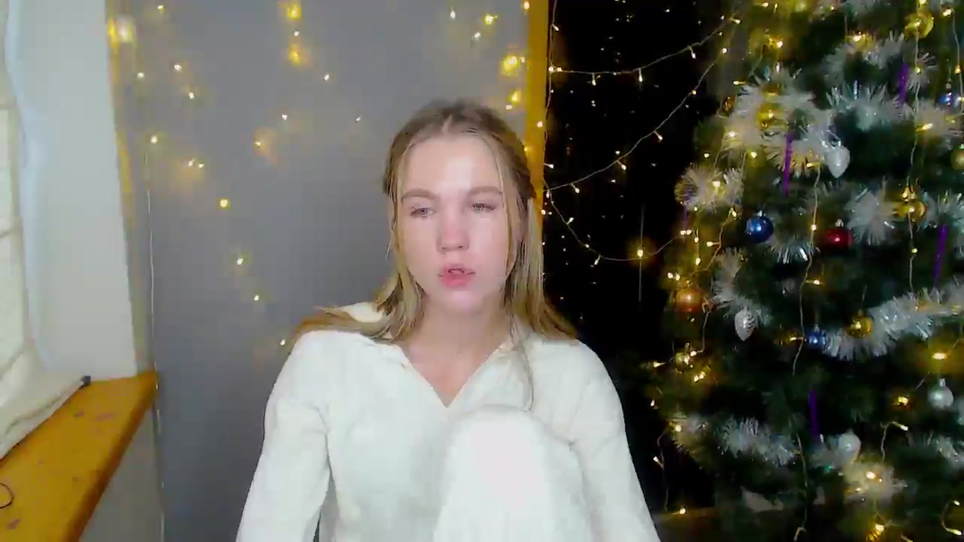 Gallery image thumbnail from Kate_Lewiss's myfreecams stream on, 12/16/2024, 09:17 image 12 of 20