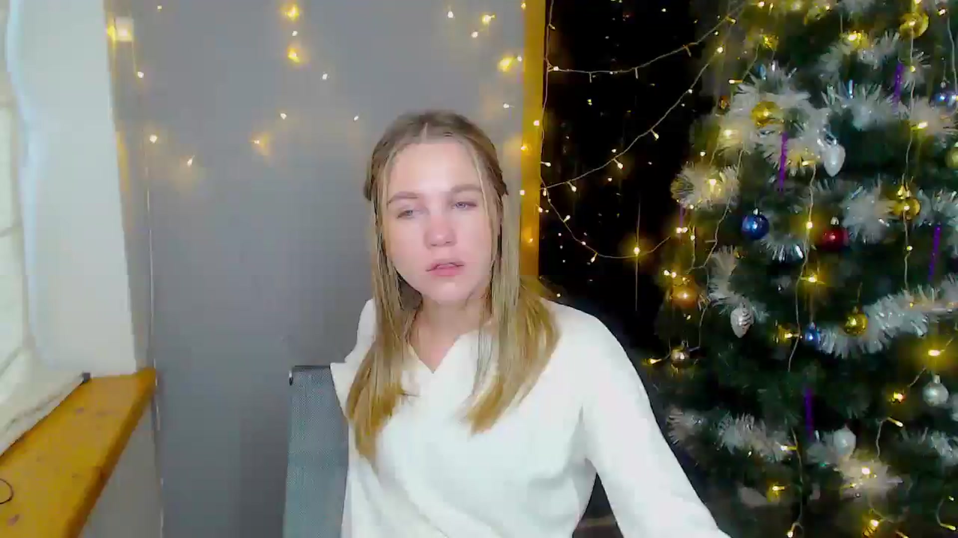 Gallery image thumbnail from Kate_Lewiss's myfreecams stream on, 12/16/2024, 09:17 image 10 of 20