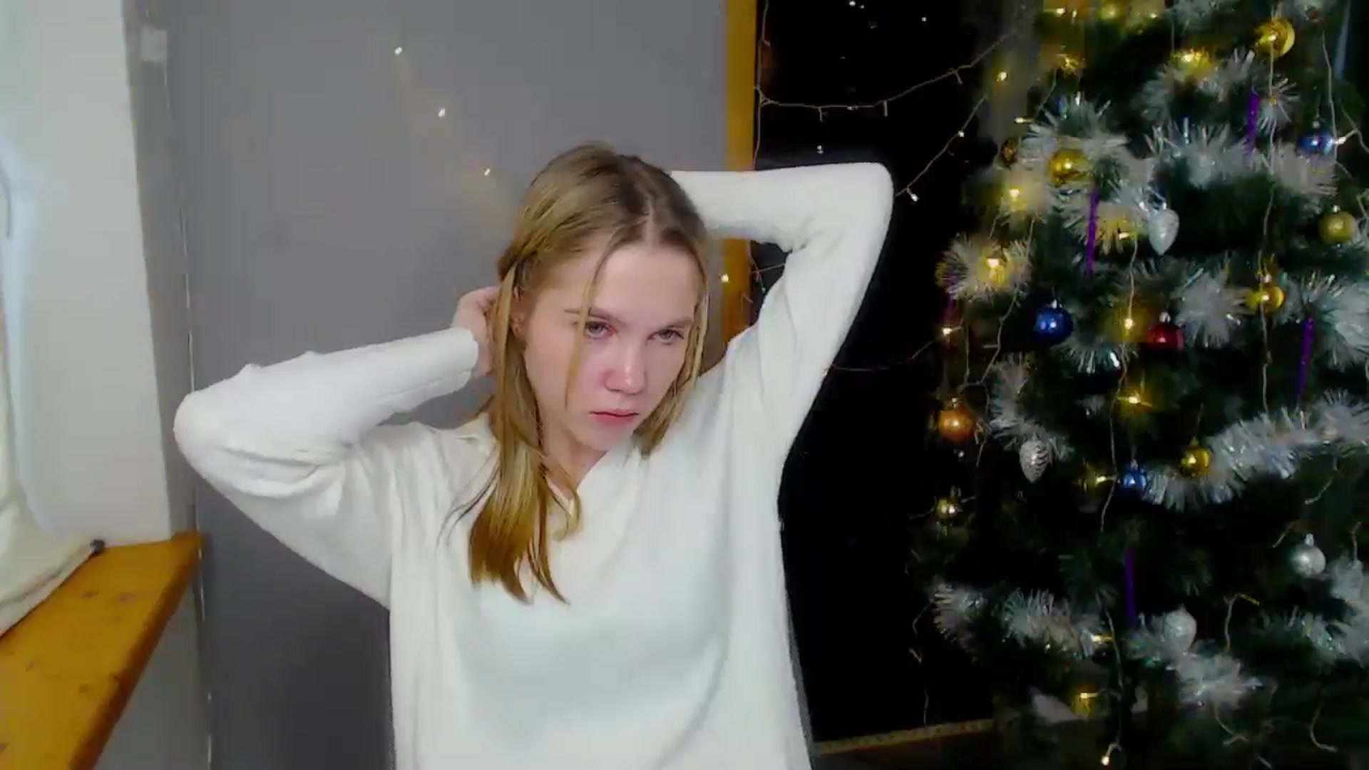 Gallery image thumbnail from Kate_Lewiss's myfreecams stream on, 12/16/2024, 10:11 image 3 of 20