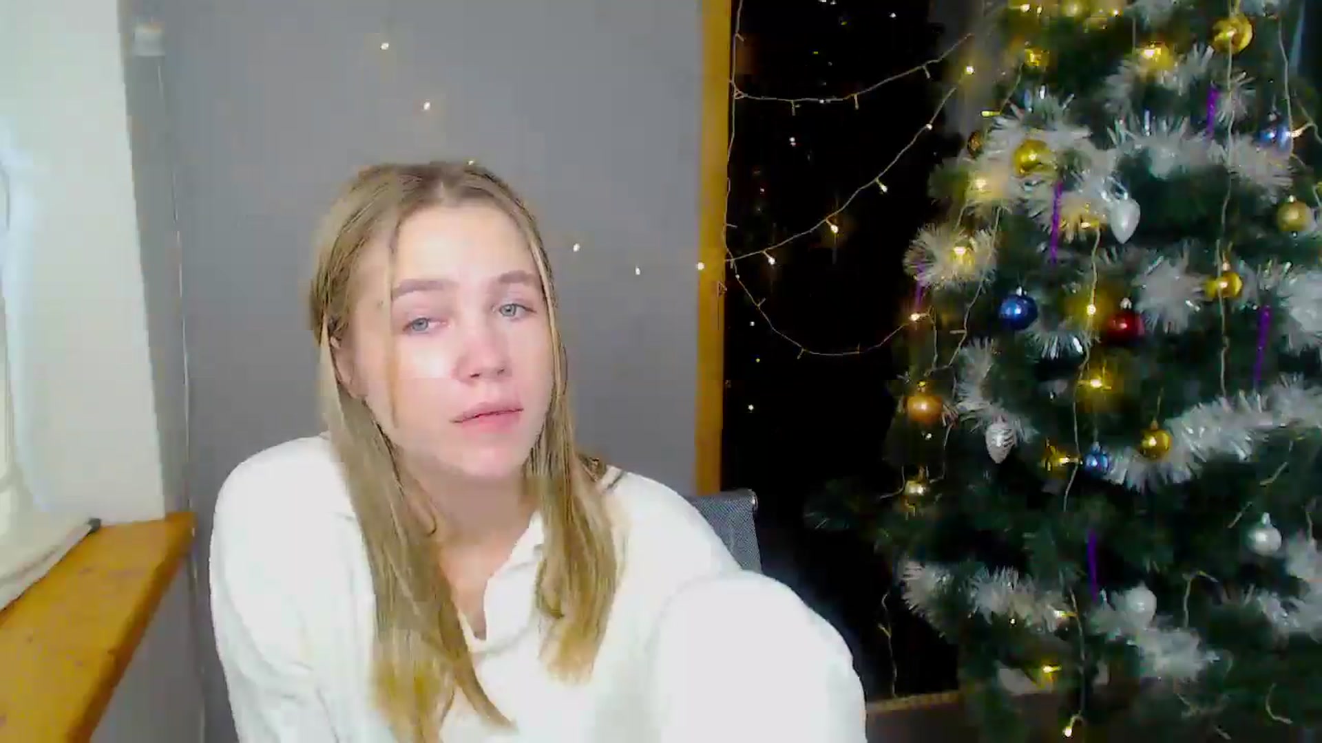 Gallery image thumbnail from Kate_Lewiss's myfreecams stream on, 12/16/2024, 10:11 image 19 of 20