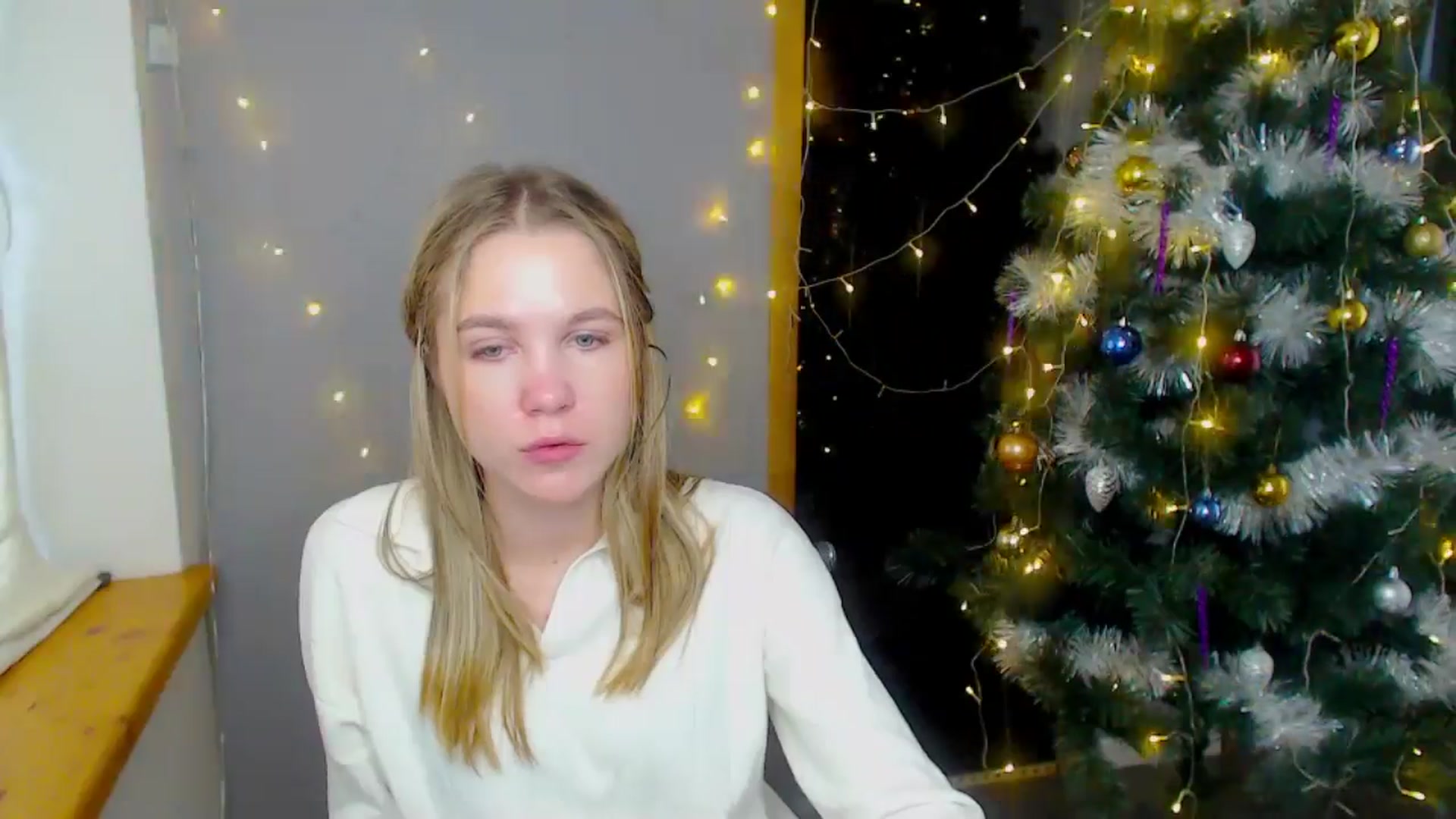 Gallery image thumbnail from Kate_Lewiss's myfreecams stream on, 12/16/2024, 10:11 image 4 of 20