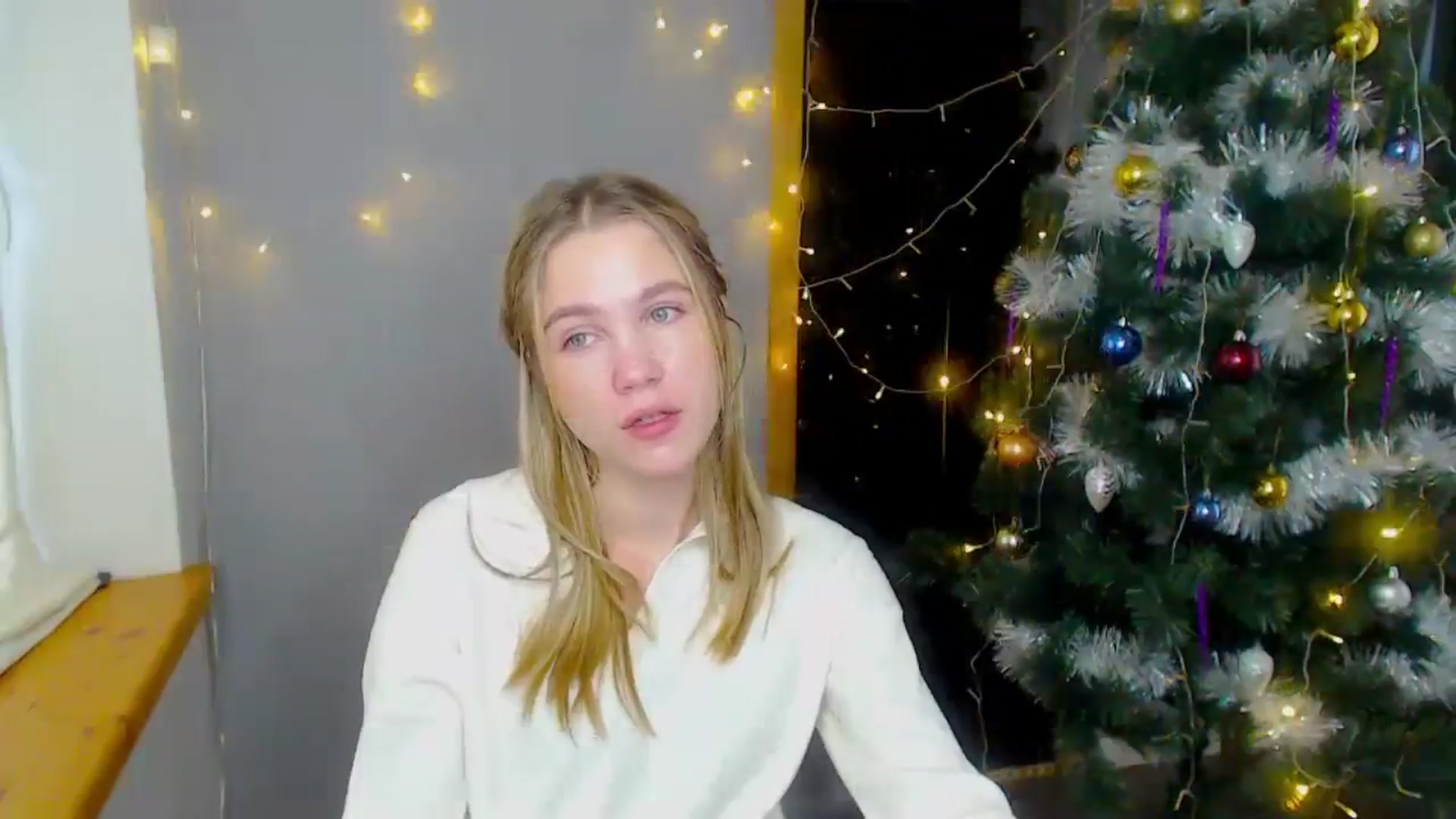Gallery image thumbnail from Kate_Lewiss's myfreecams stream on, 12/16/2024, 10:11 image 5 of 20