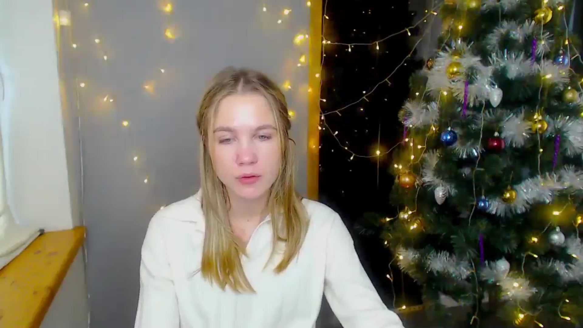 Gallery image thumbnail from Kate_Lewiss's myfreecams stream on, 12/16/2024, 10:11 image 7 of 20