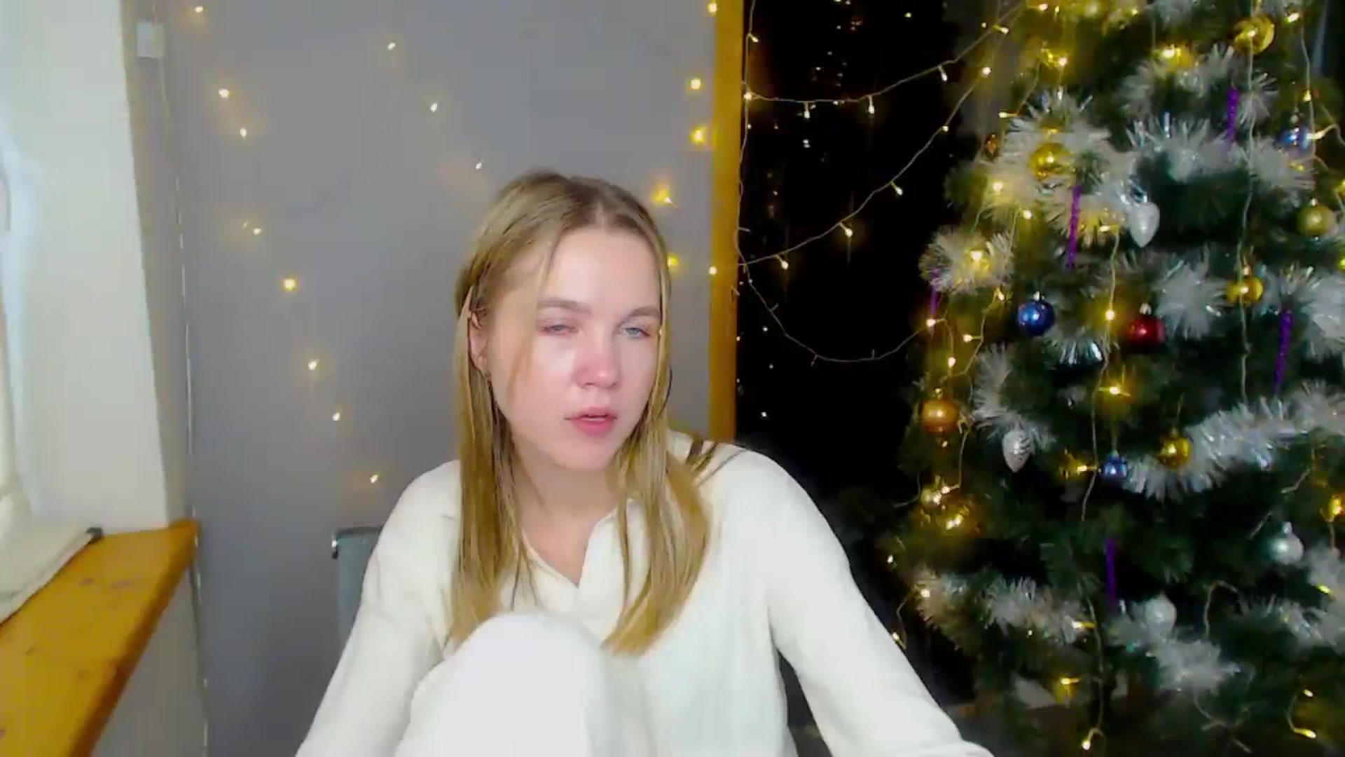 Gallery image thumbnail from Kate_Lewiss's myfreecams stream on, 12/16/2024, 11:44 image 2 of 20