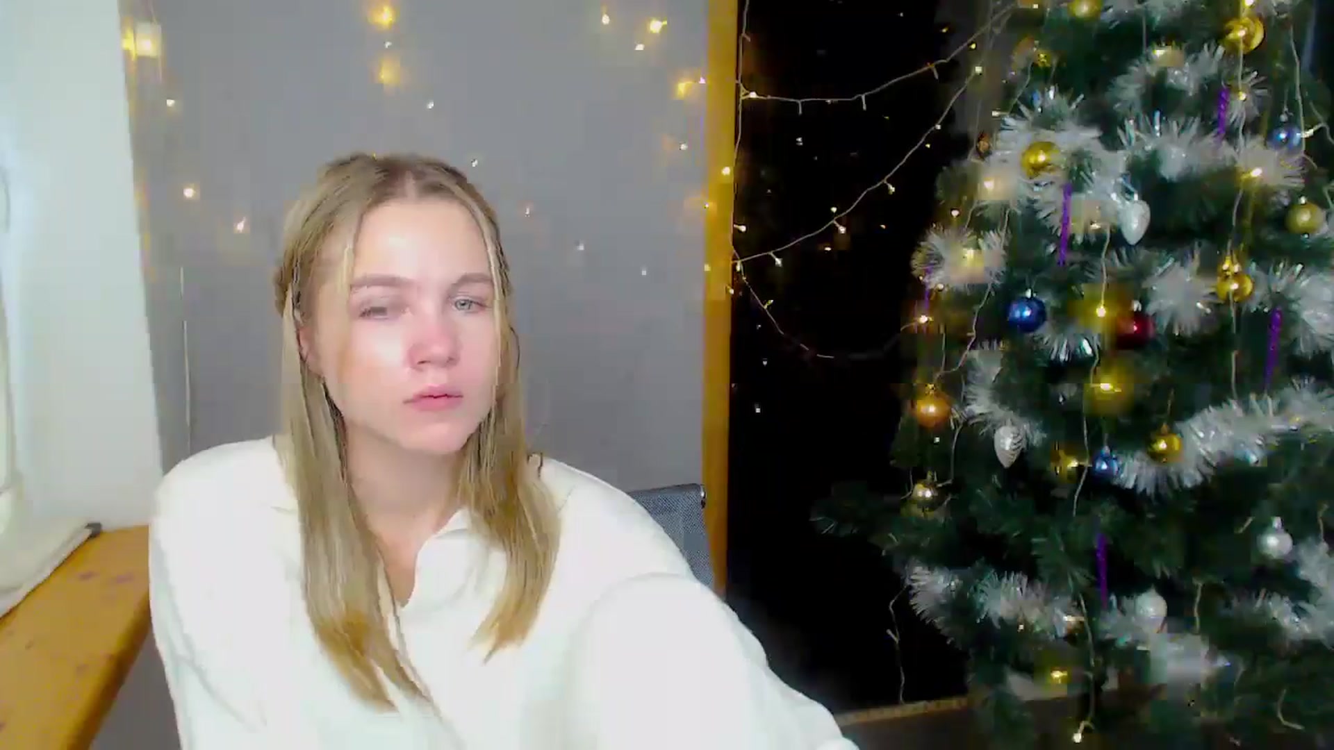 Gallery image thumbnail from Kate_Lewiss's myfreecams stream on, 12/16/2024, 11:44 image 7 of 20