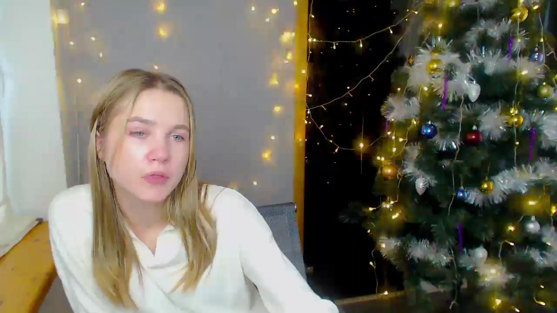 Gallery image thumbnail from Kate_Lewiss's myfreecams stream on, 12/16/2024, 11:44 image 5 of 20