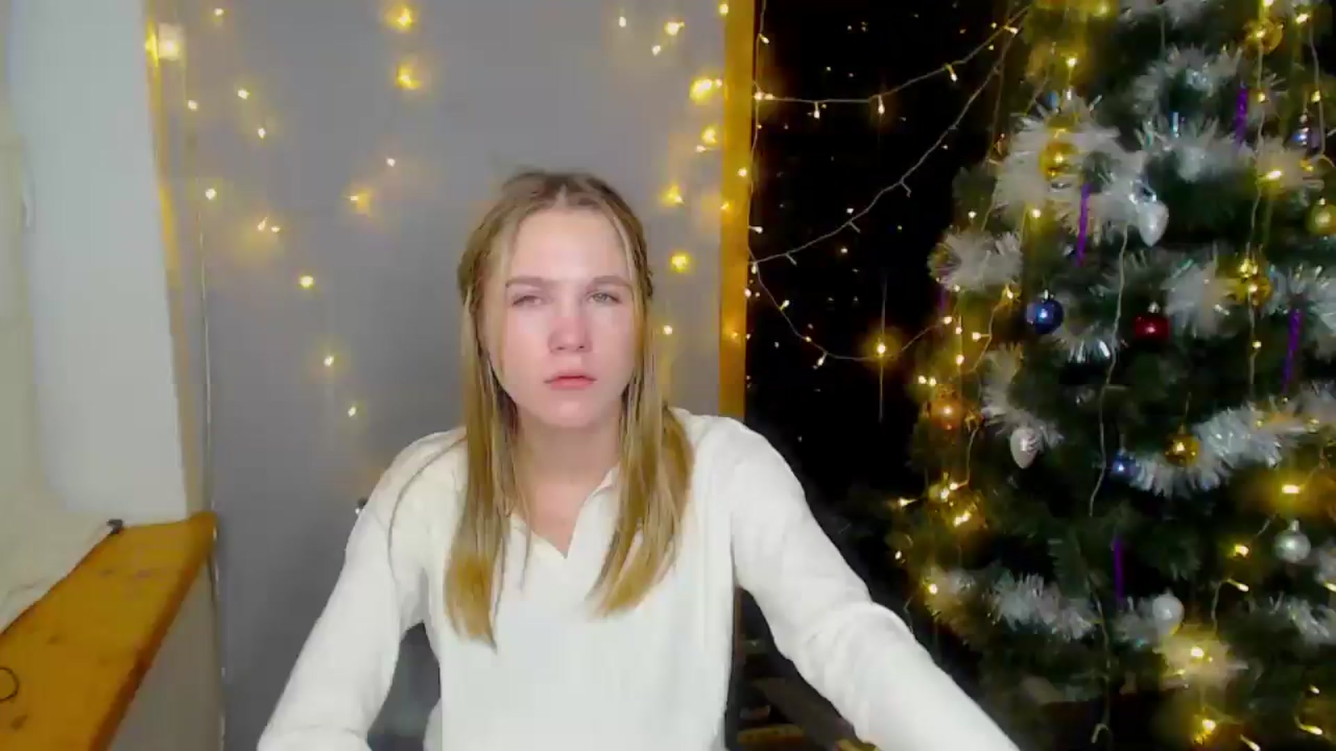 Gallery image thumbnail from Kate_Lewiss's myfreecams stream on, 12/16/2024, 12:56 image 4 of 20