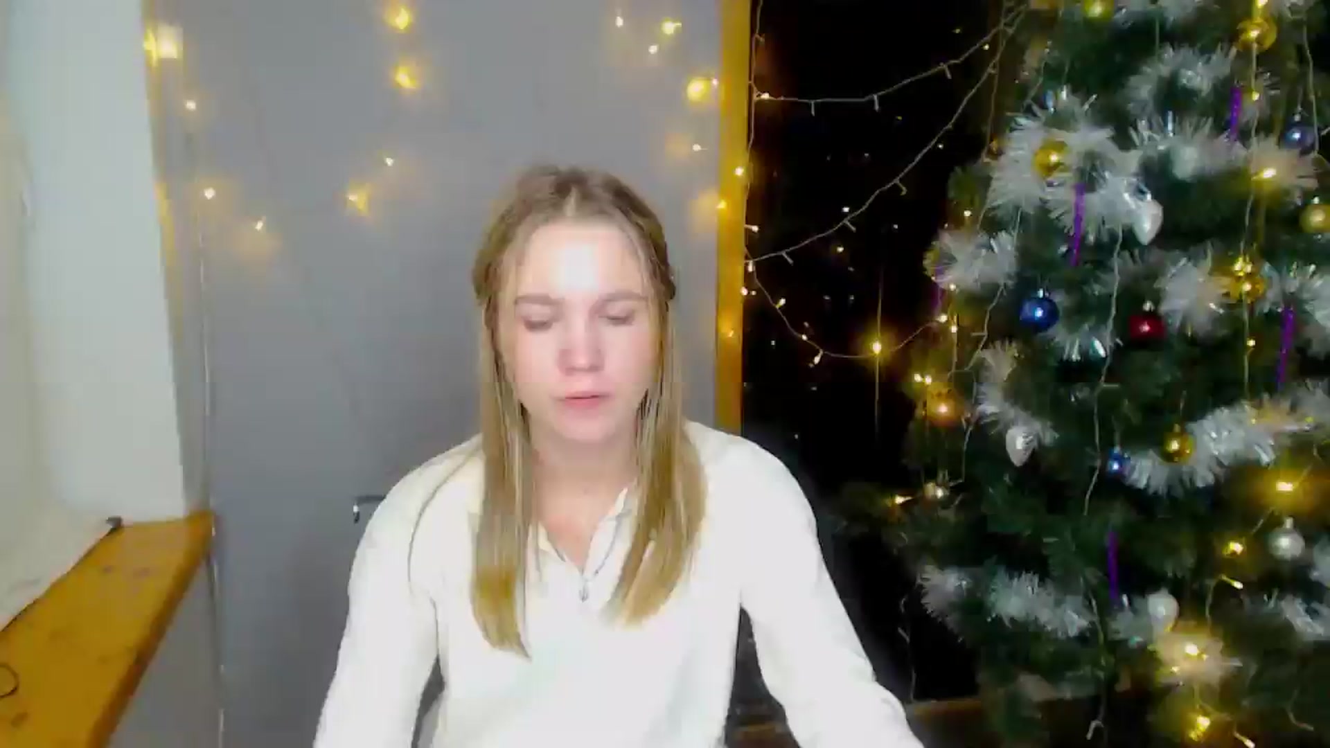 Gallery image thumbnail from Kate_Lewiss's myfreecams stream on, 12/16/2024, 12:56 image 6 of 20