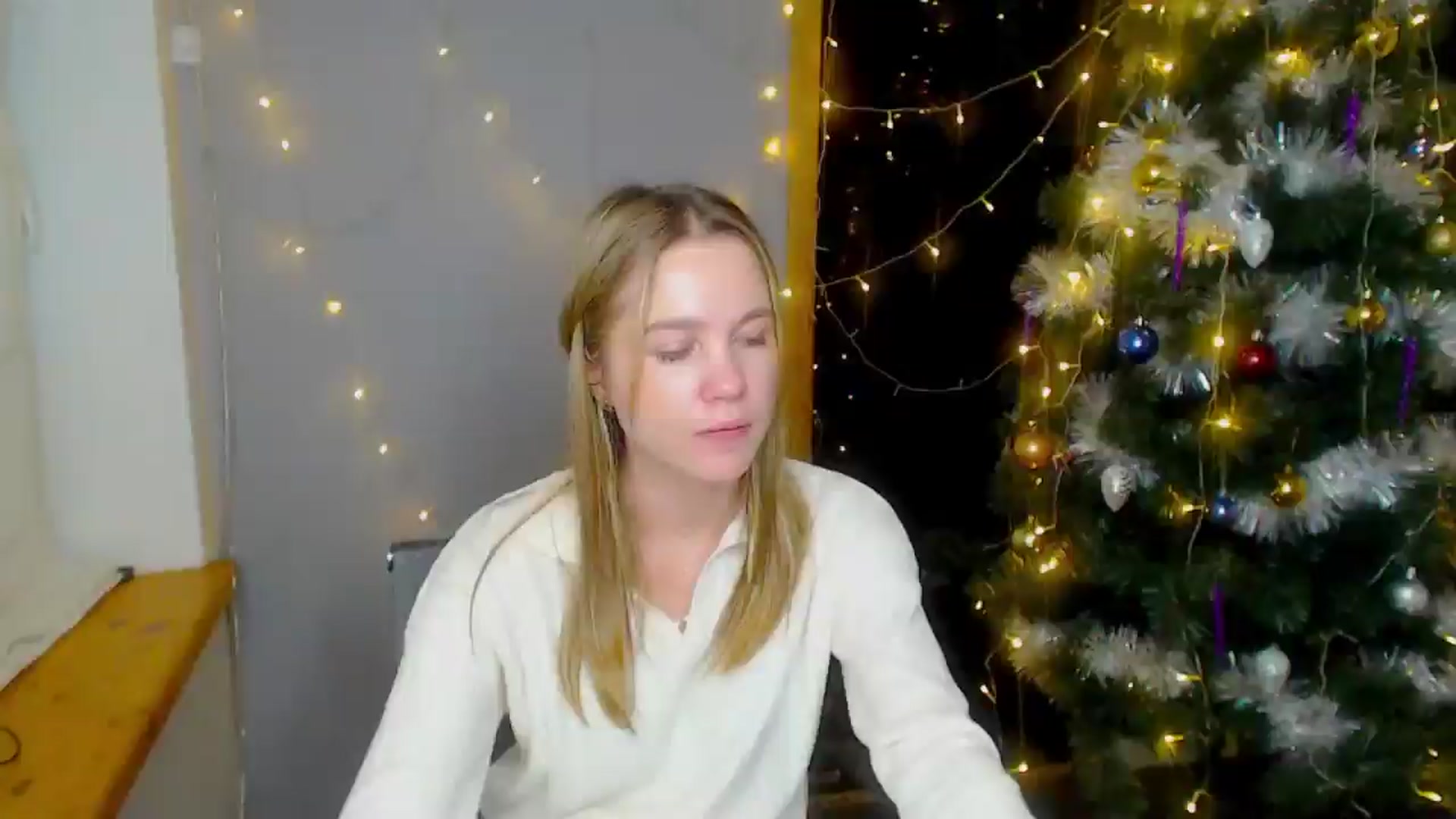 Gallery image thumbnail from Kate_Lewiss's myfreecams stream on, 12/16/2024, 12:56 image 3 of 20