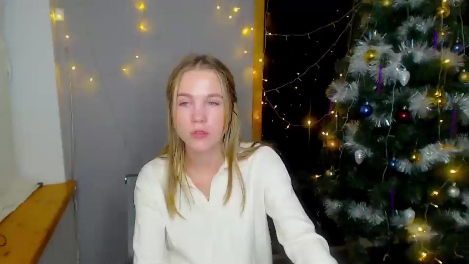 Gallery image thumbnail from Kate_Lewiss's myfreecams stream on, 12/16/2024, 13:15 image 8 of 20
