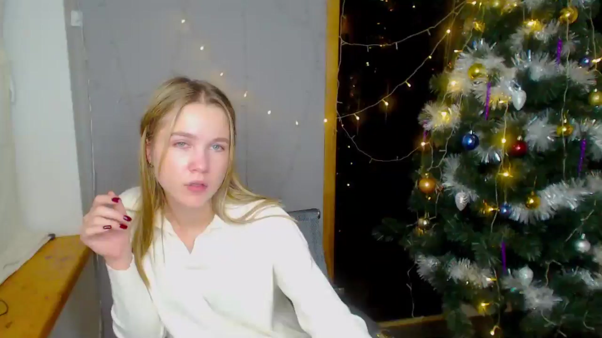 Gallery image thumbnail from Kate_Lewiss's myfreecams stream on, 12/16/2024, 13:15 image 1 of 20