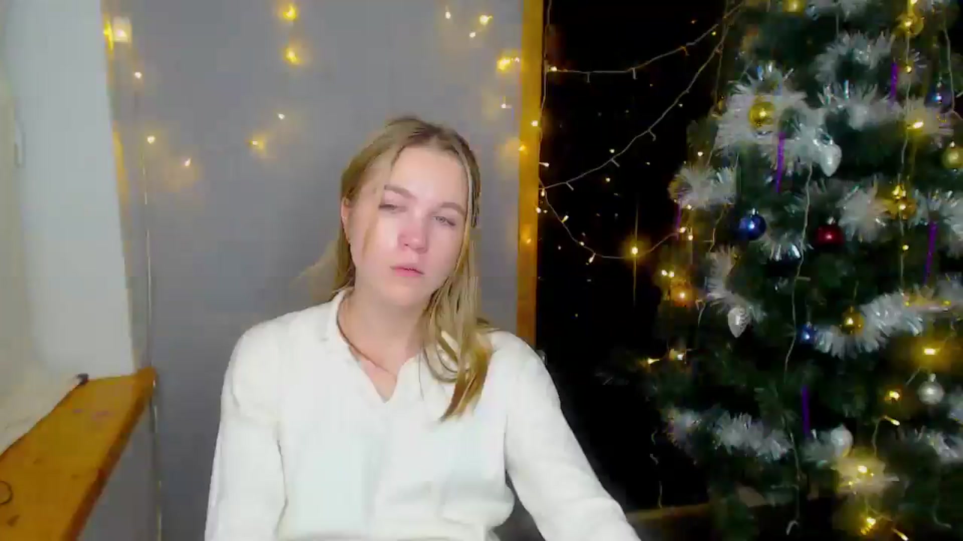 Gallery image thumbnail from Kate_Lewiss's myfreecams stream on, 12/16/2024, 13:55 image 2 of 20