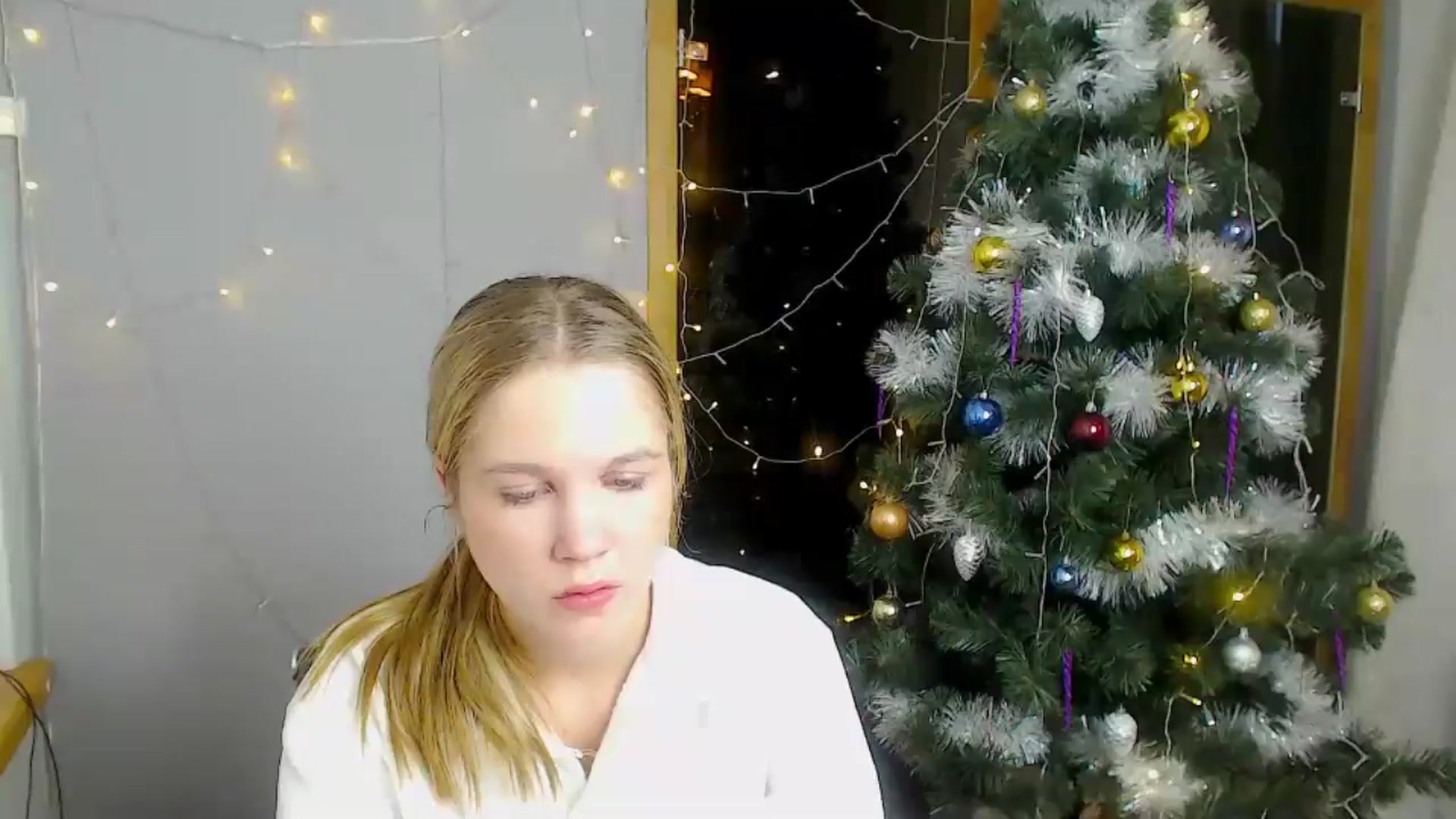 Gallery image thumbnail from Kate_Lewiss's myfreecams stream on, 12/19/2024, 09:23 image 7 of 20