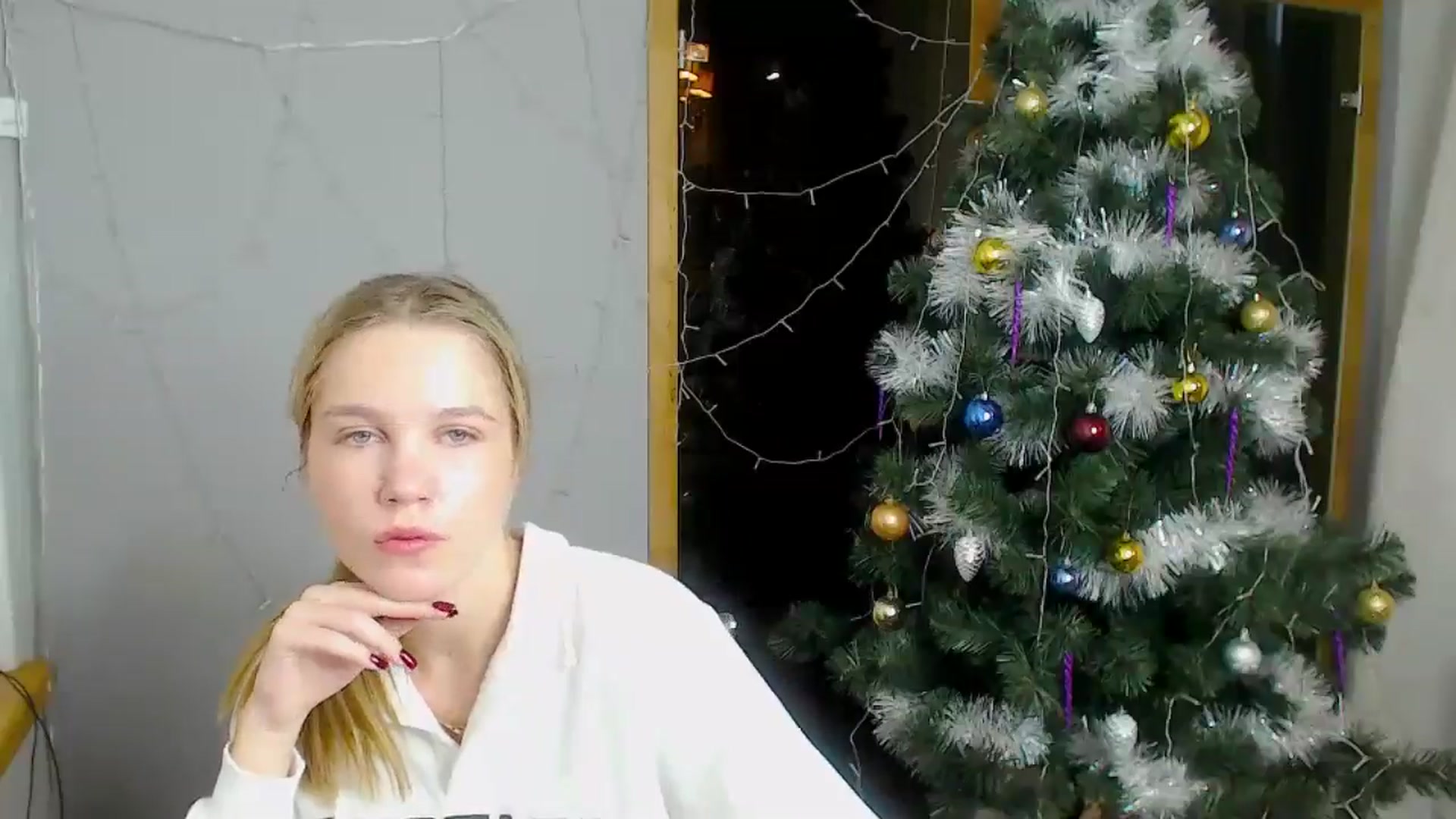 Gallery image thumbnail from Kate_Lewiss's myfreecams stream on, 12/19/2024, 09:23 image 6 of 20