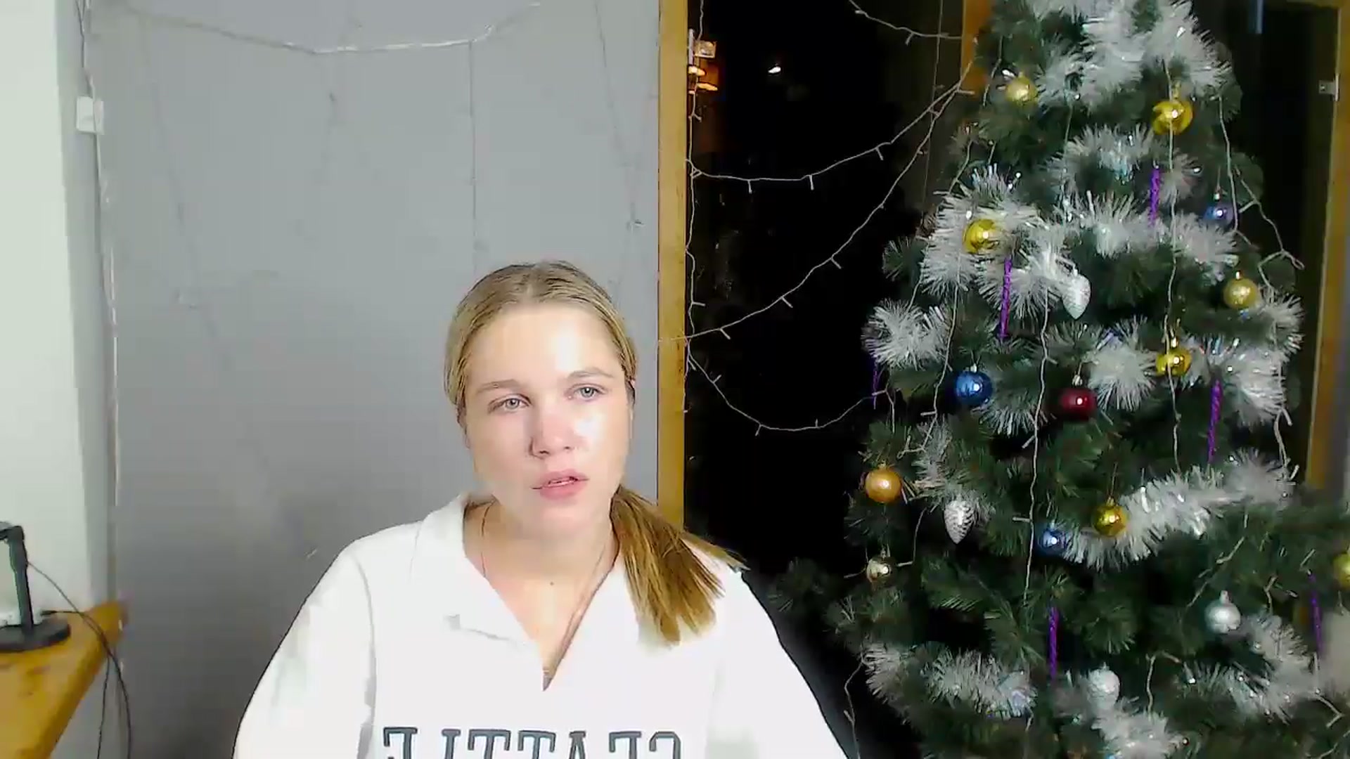 Gallery image thumbnail from Kate_Lewiss's myfreecams stream on, 12/19/2024, 10:53 image 20 of 20