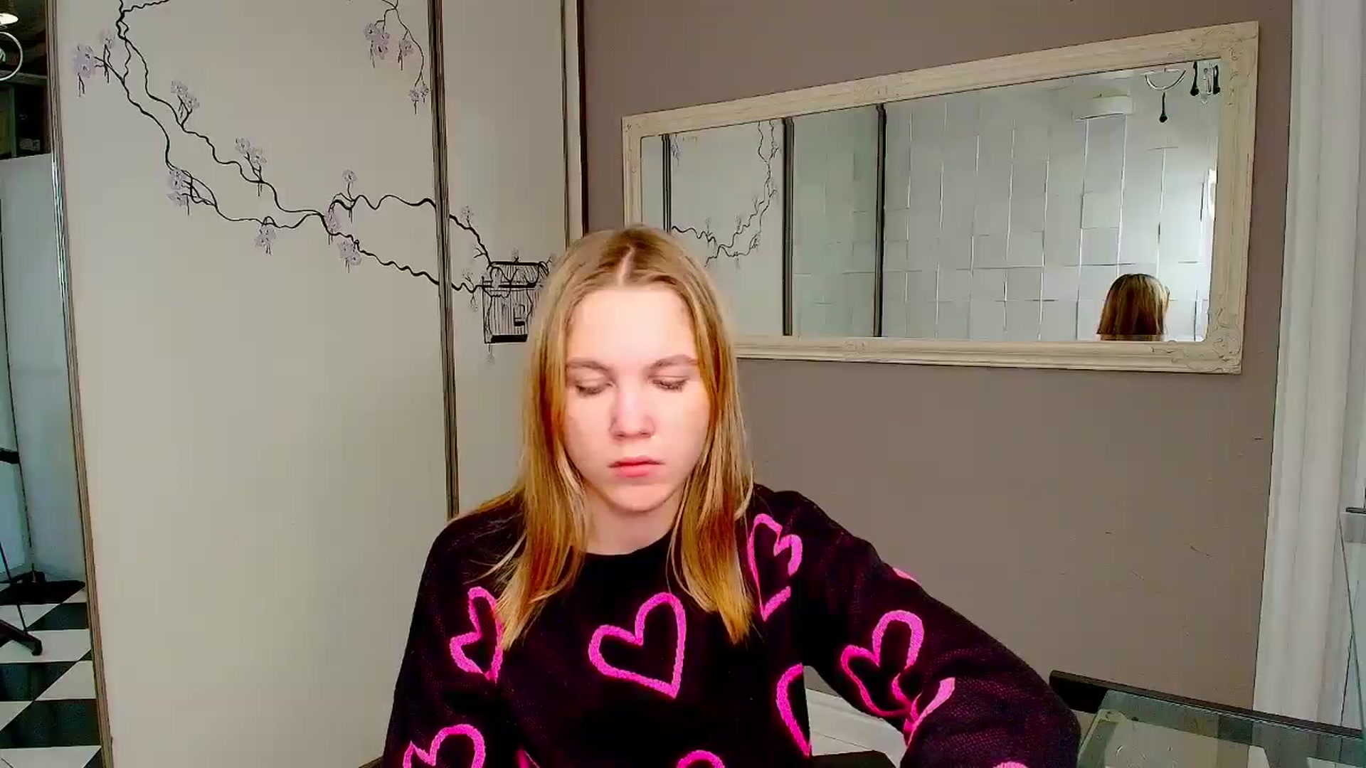 Gallery image thumbnail from Kate_Lewiss's myfreecams stream on, 12/23/2024, 10:49 image 11 of 20