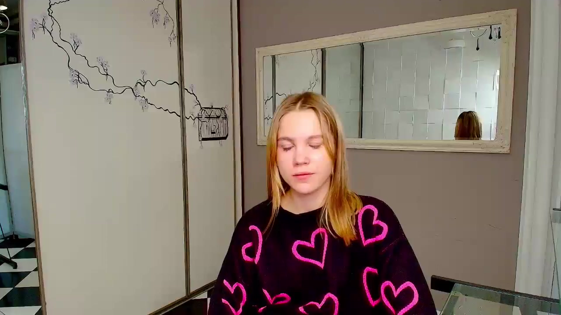 Gallery image thumbnail from Kate_Lewiss's myfreecams stream on, 12/23/2024, 11:05 image 12 of 20